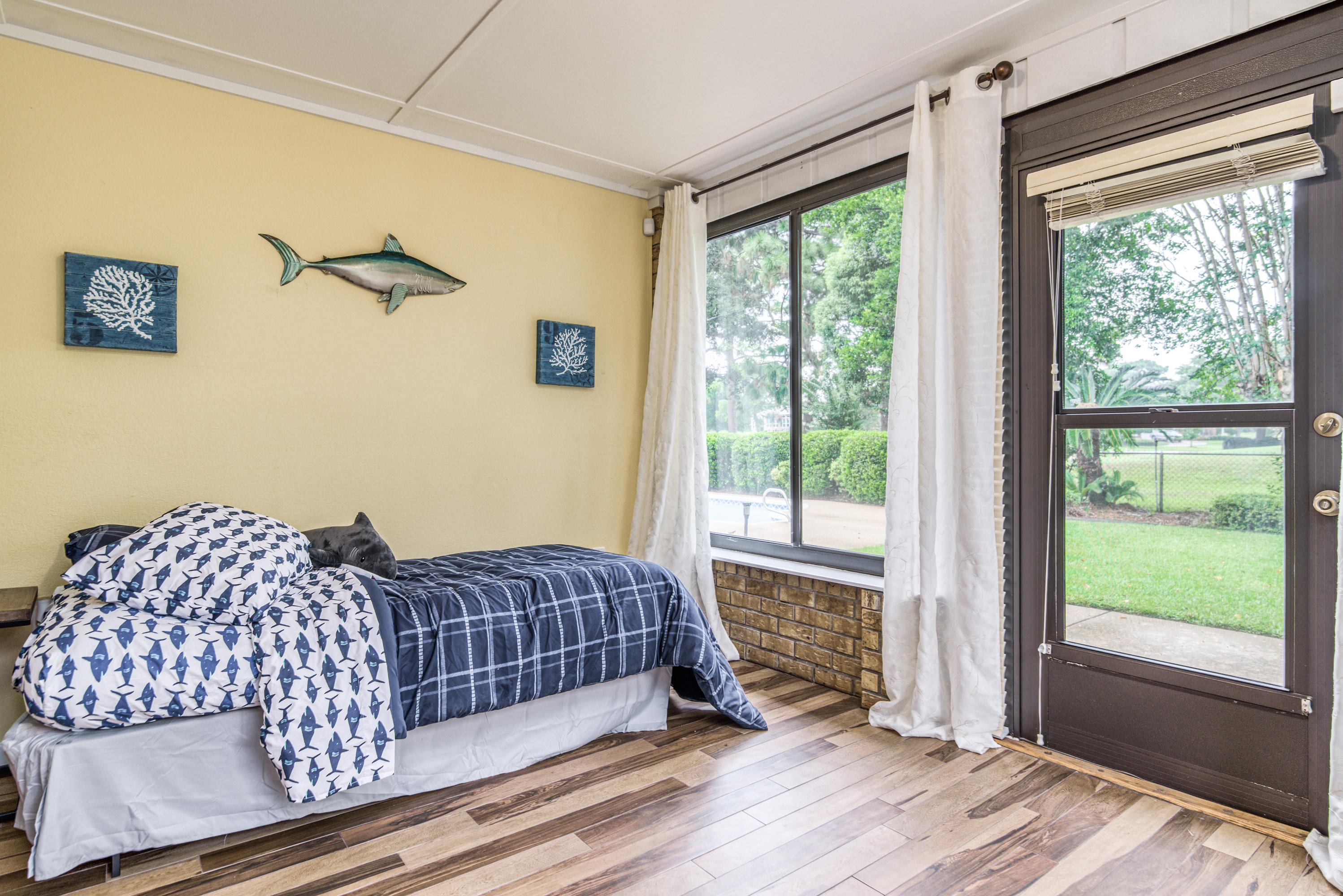 LAKE LORRAINE ESTATES 3 - Residential