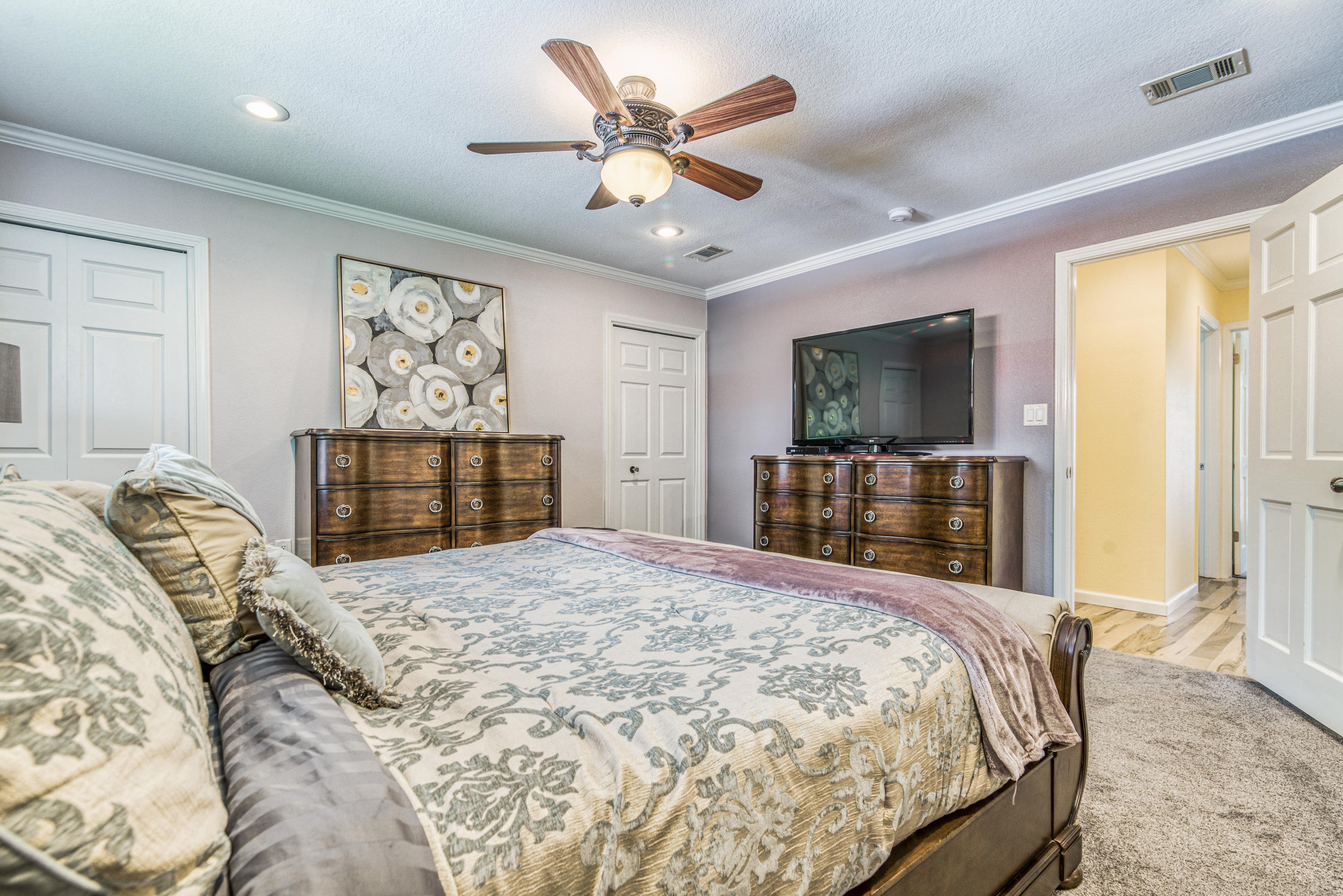 LAKE LORRAINE ESTATES 3 - Residential