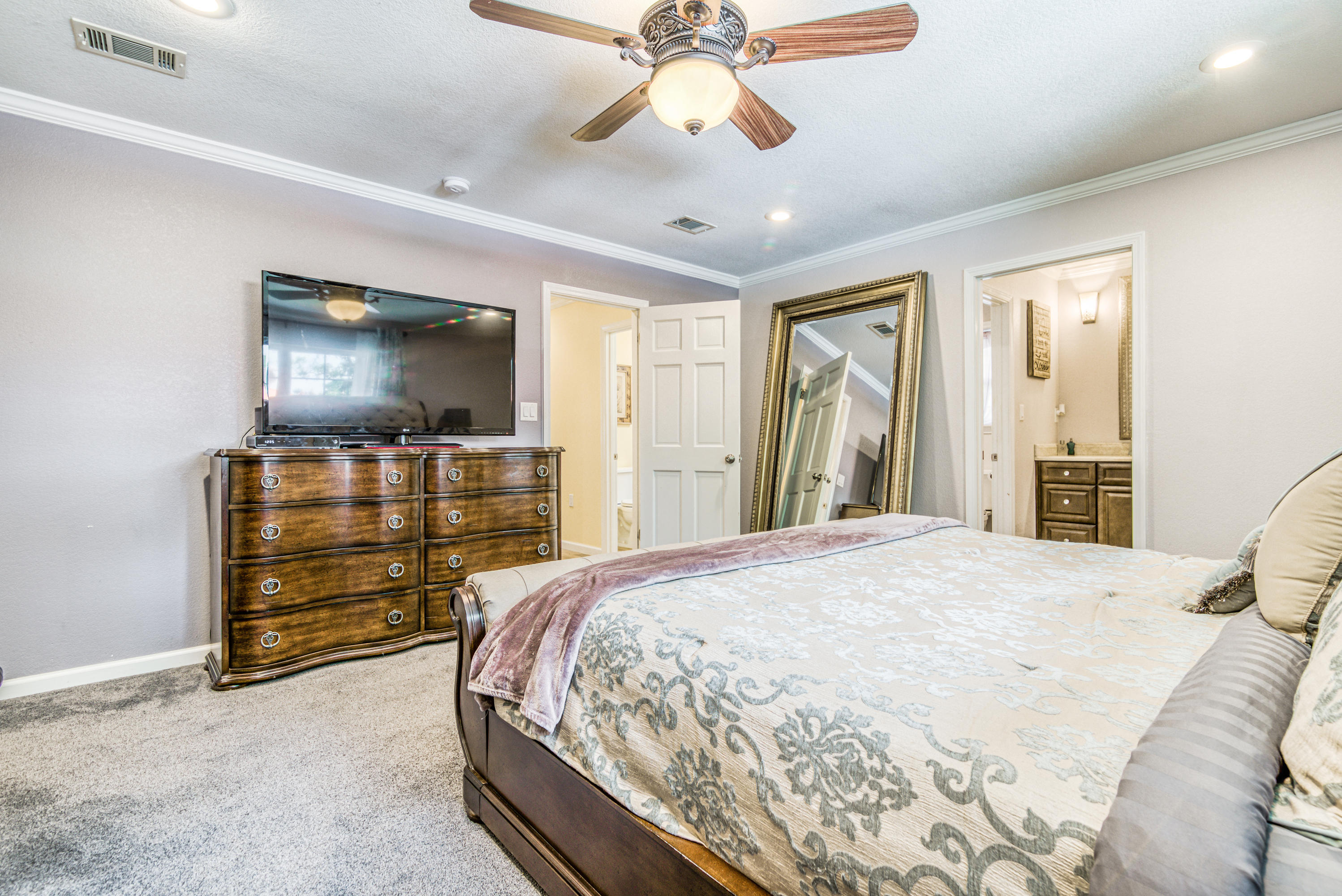 LAKE LORRAINE ESTATES 3 - Residential