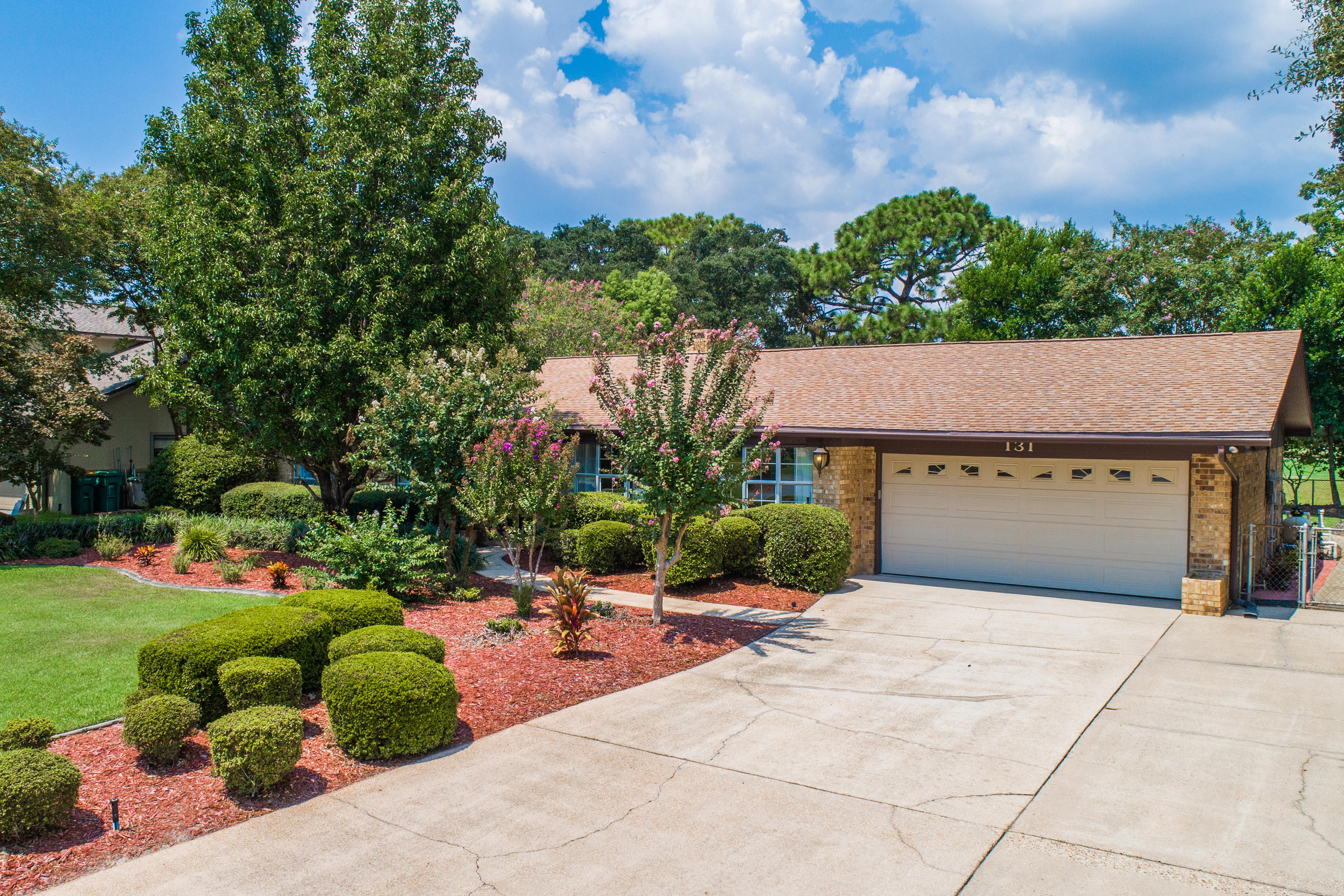 LAKE LORRAINE ESTATES 3 - Residential