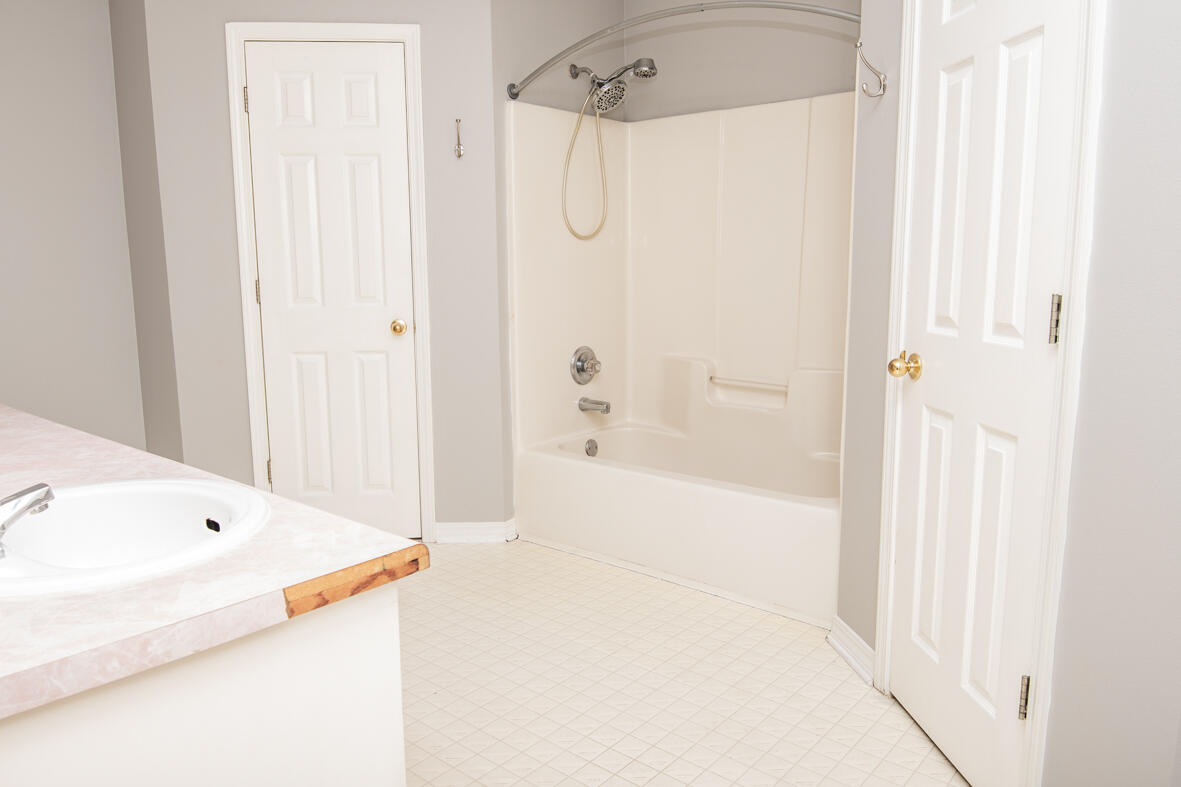 ANTIOCH ESTATES S/D - Residential Lease