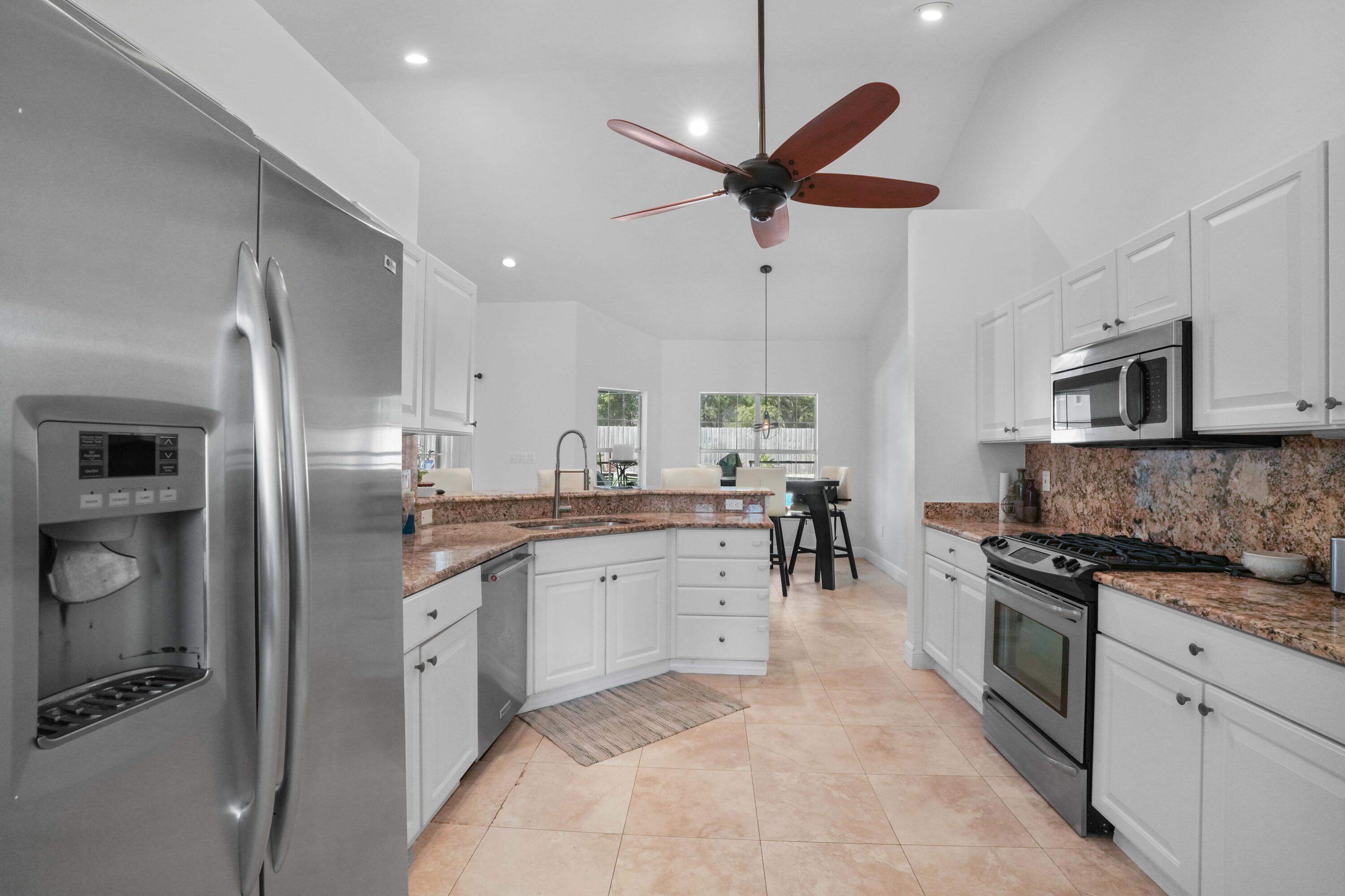 CALHOUN S/D TO DESTIN - Residential