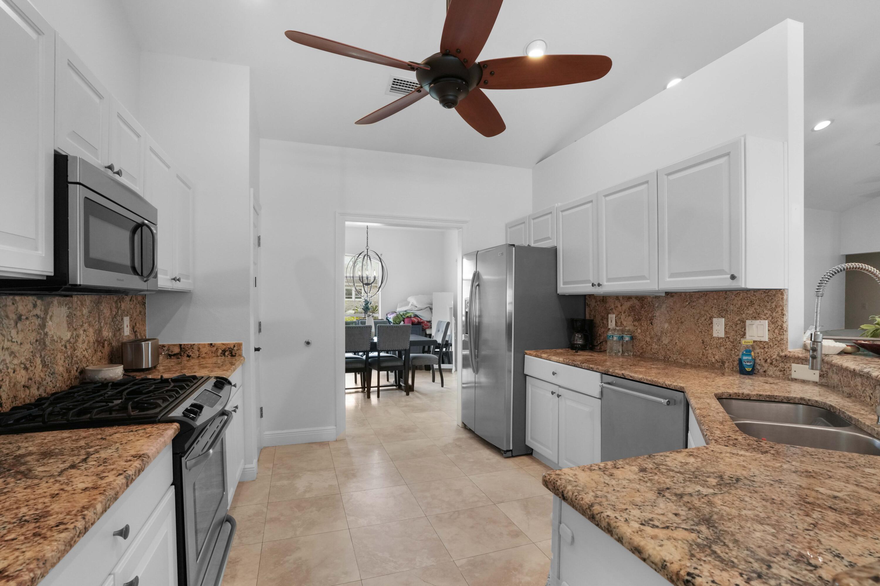 CALHOUN S/D TO DESTIN - Residential