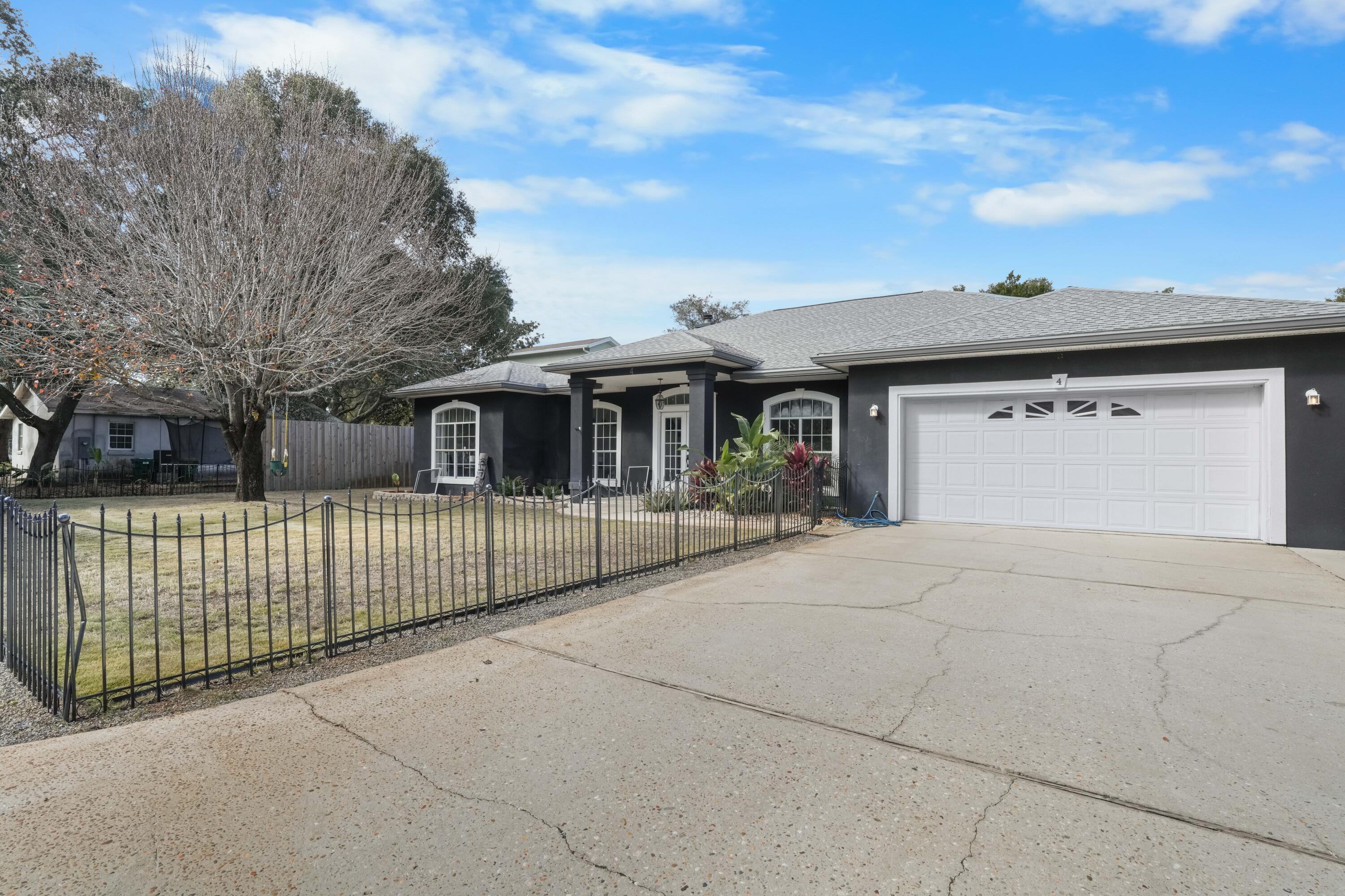 CALHOUN S/D TO DESTIN - Residential