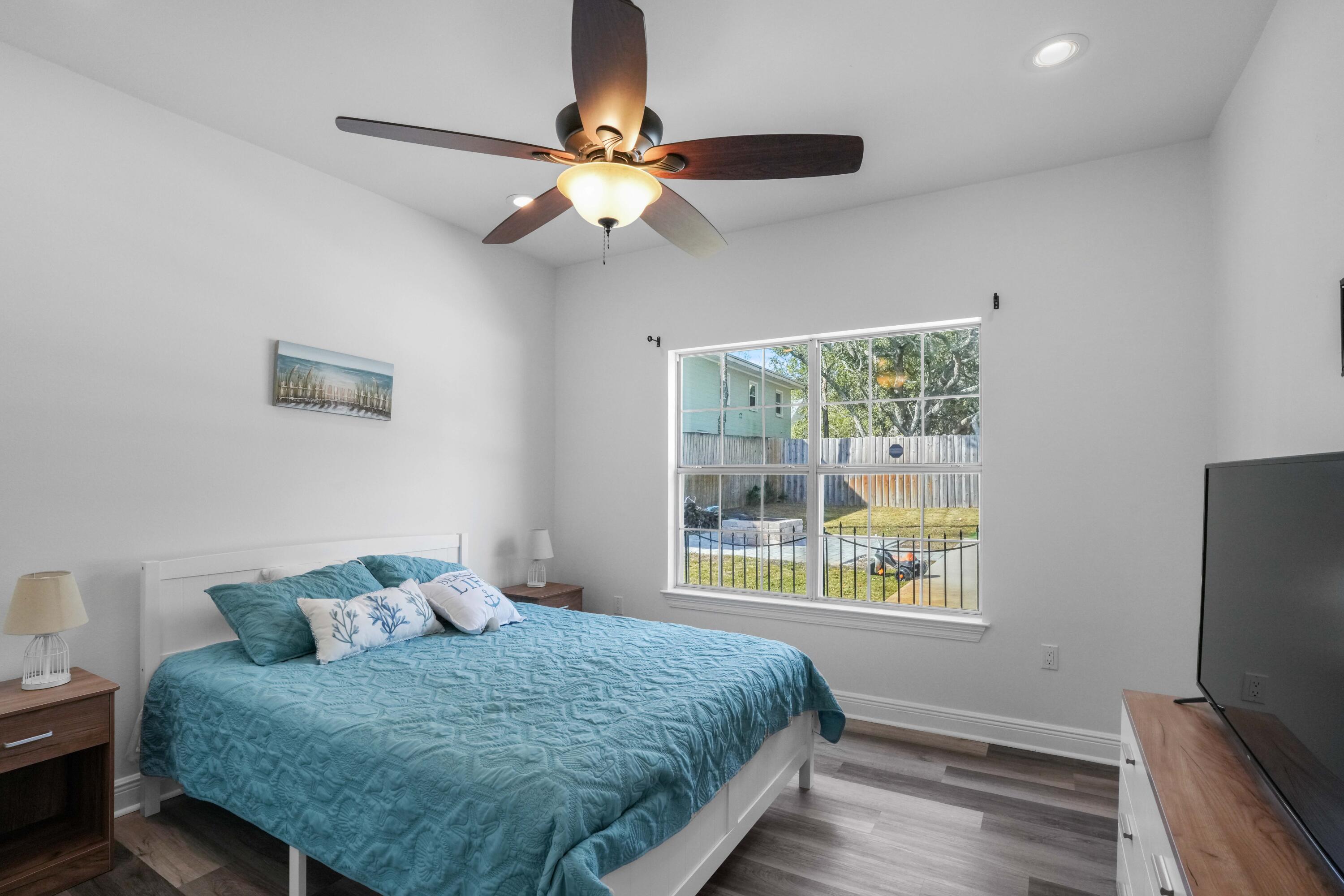 CALHOUN S/D TO DESTIN - Residential