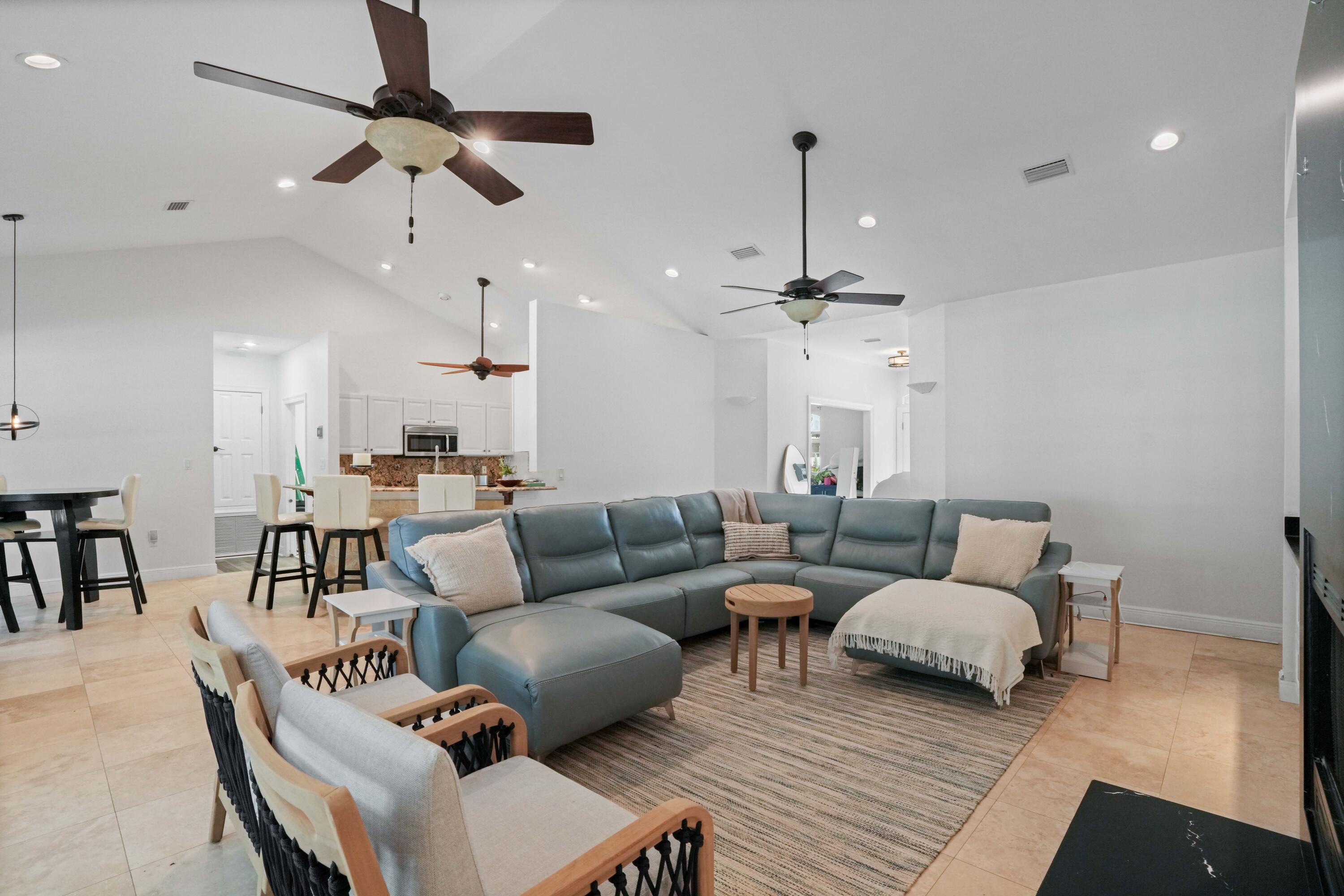 CALHOUN S/D TO DESTIN - Residential