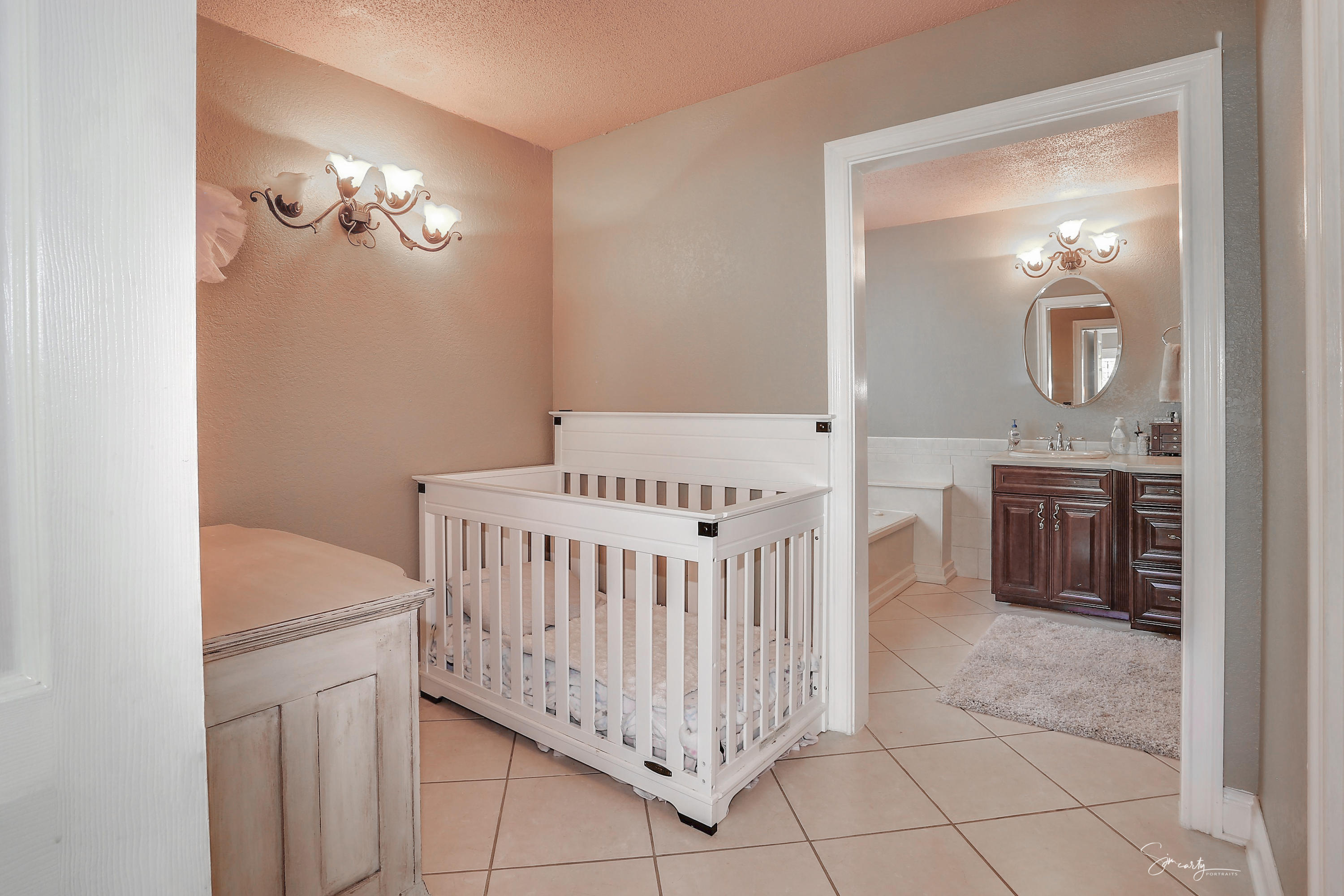 HIDDEN CREEK - Residential