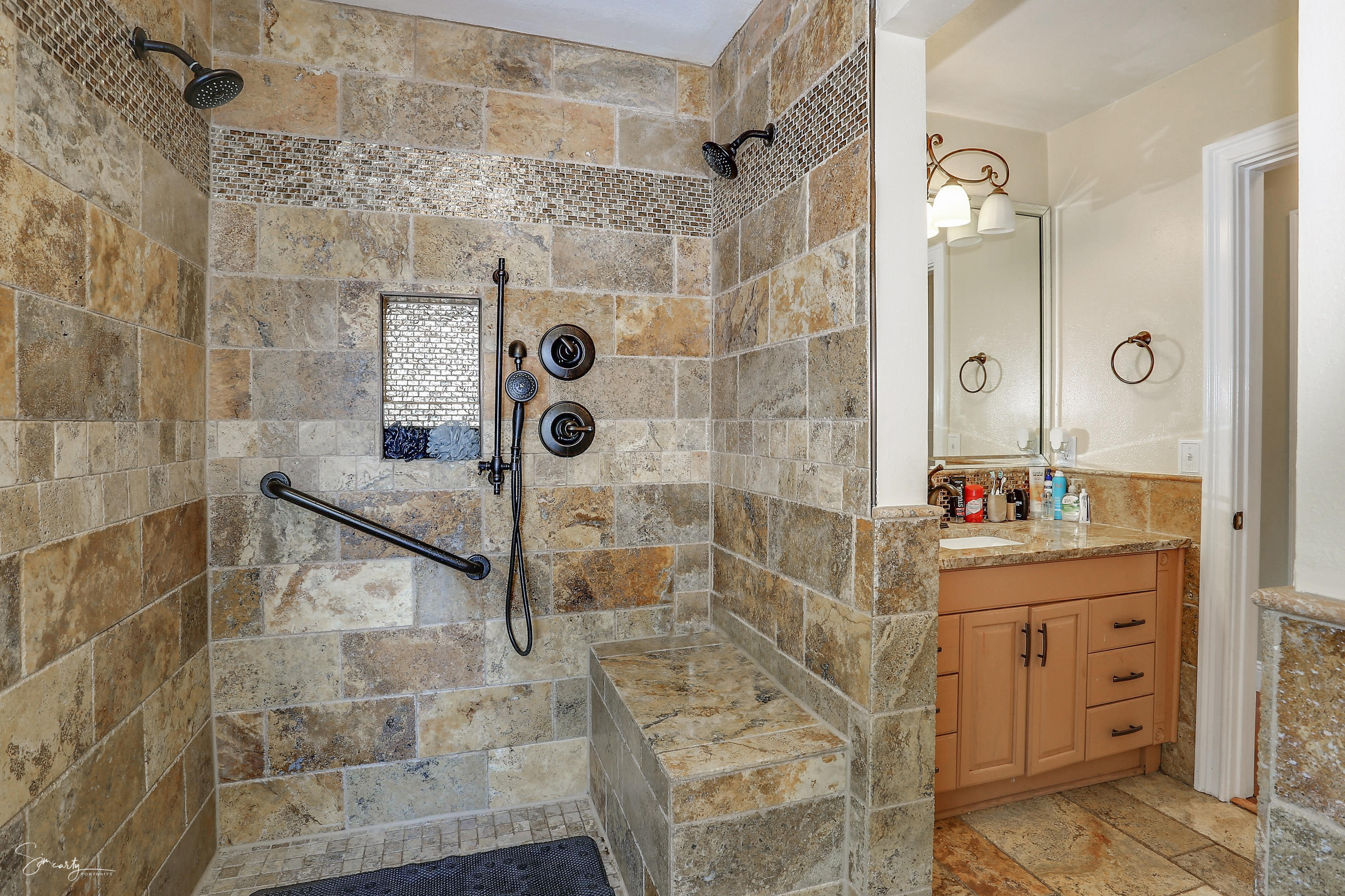 HIDDEN CREEK - Residential