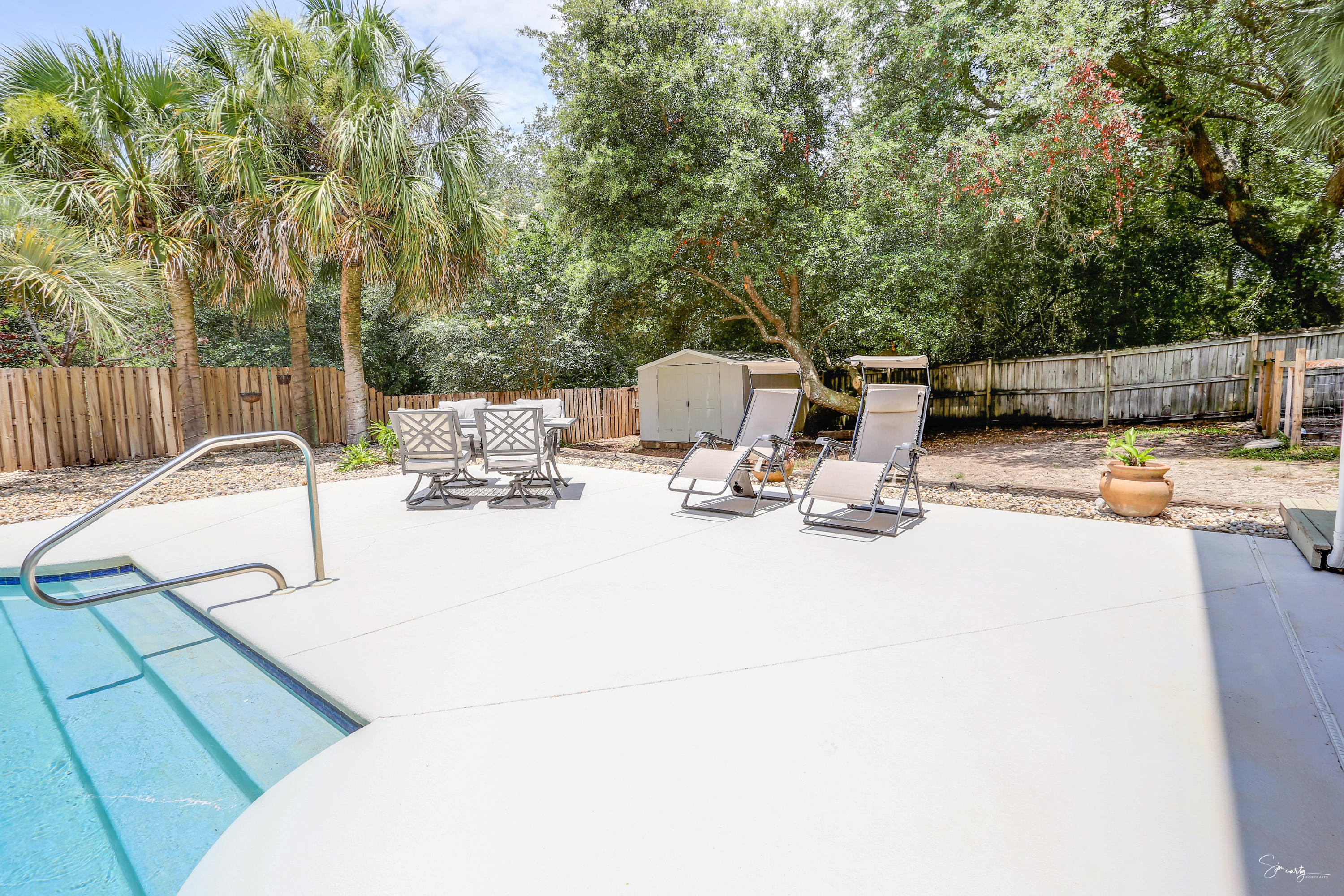 HIDDEN CREEK - Residential