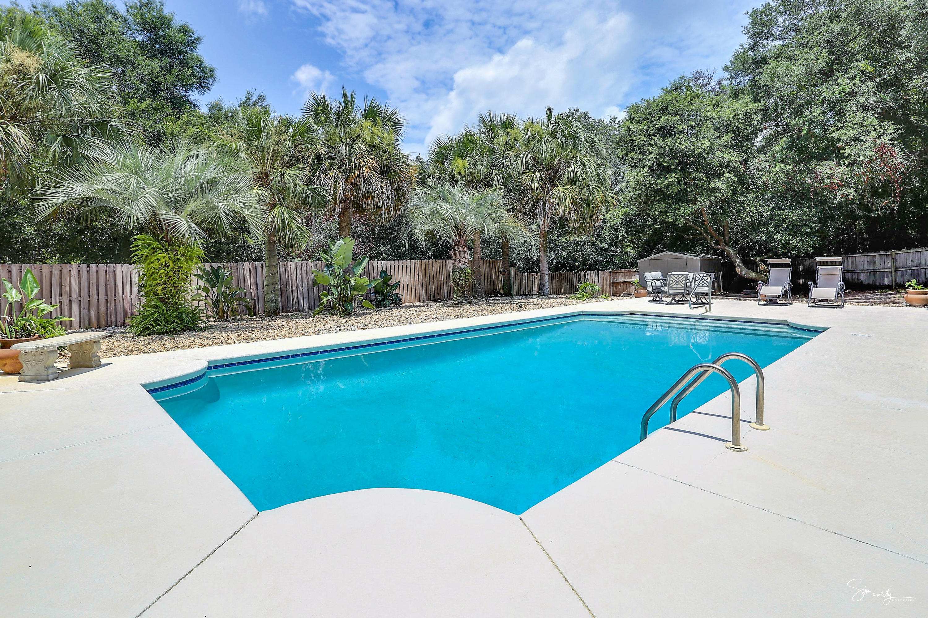 HIDDEN CREEK - Residential