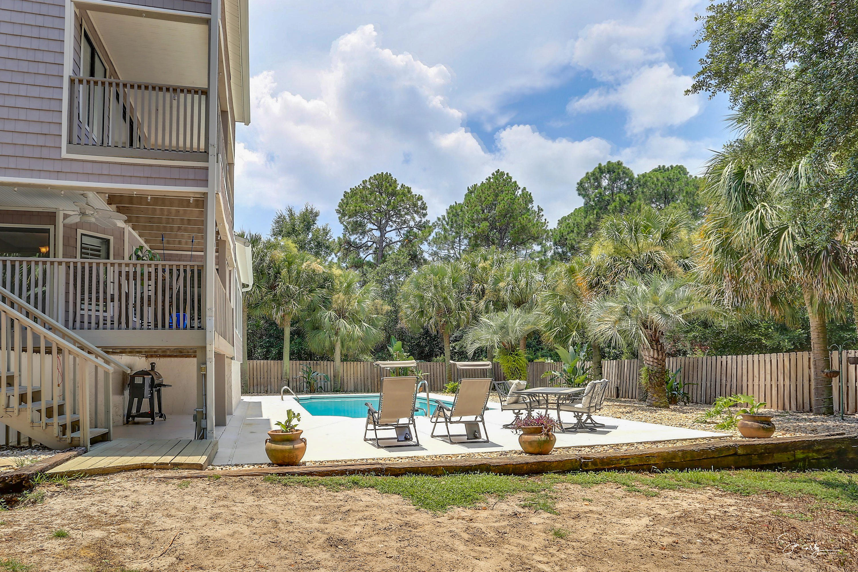 HIDDEN CREEK - Residential