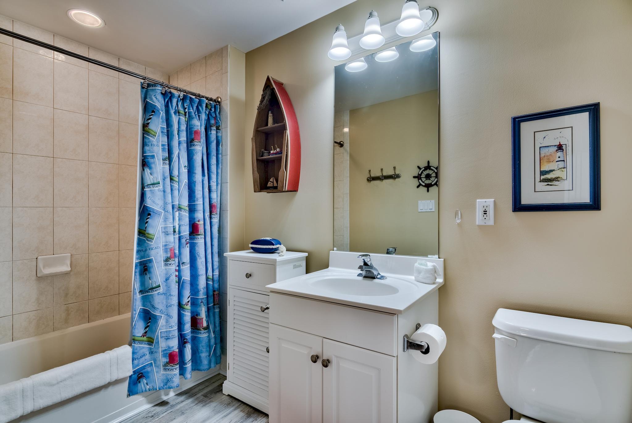 DESTIN WEST BEACH & BAY RESORT-GULFSIDE - Residential