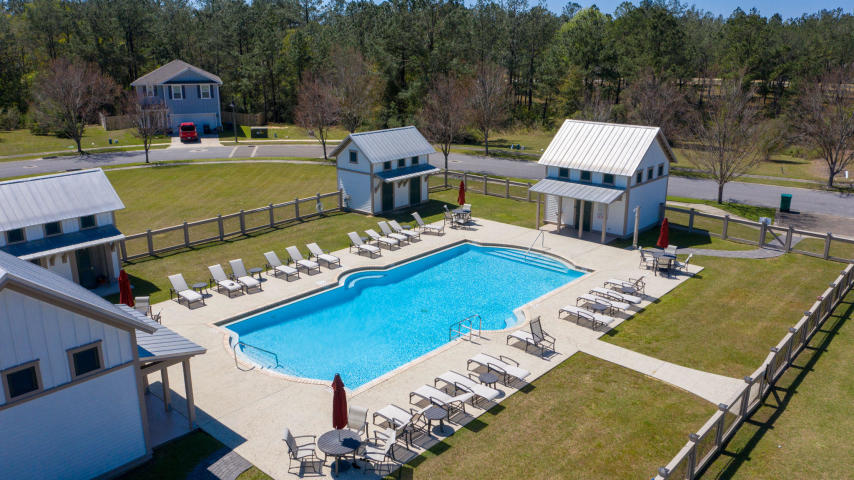 LAGRANGE LANDING - Land