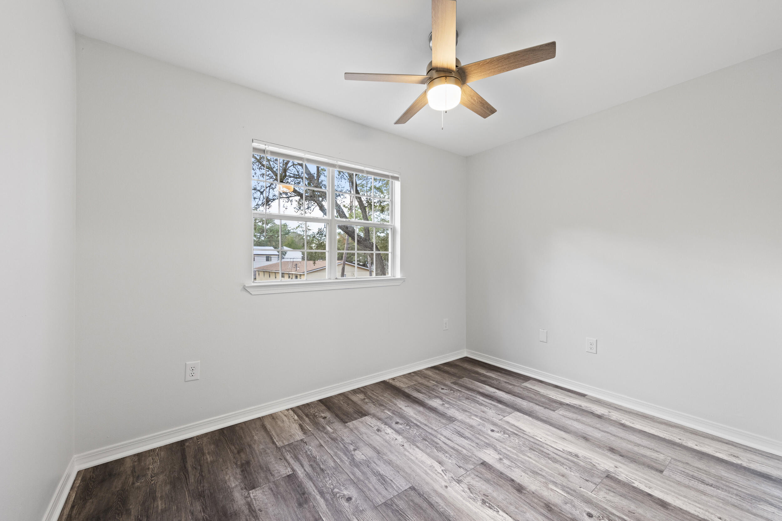 Valparaiso Pinecrest 2 - Residential Lease