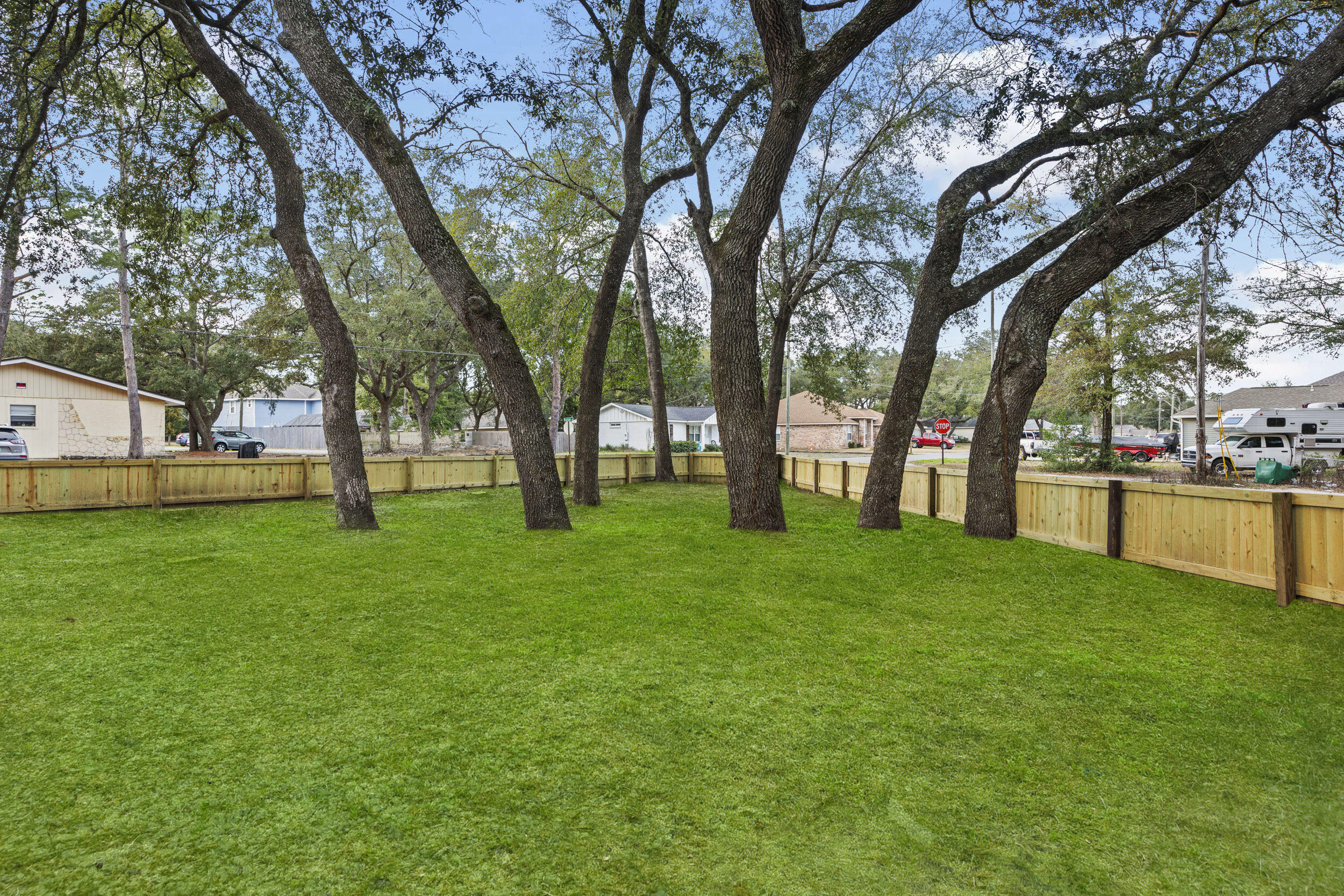 Valparaiso Pinecrest 2 - Residential Lease