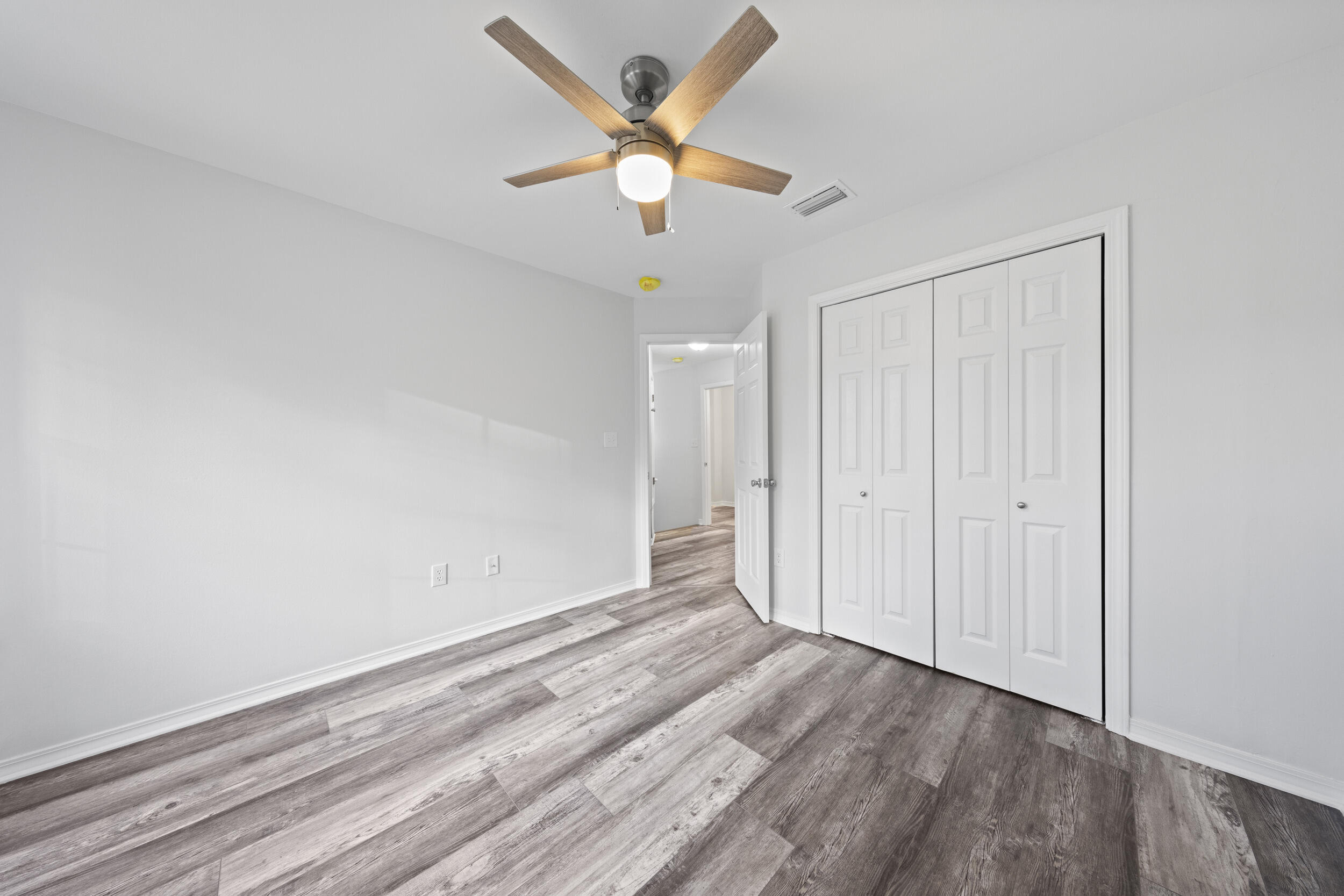 Valparaiso Pinecrest 2 - Residential Lease