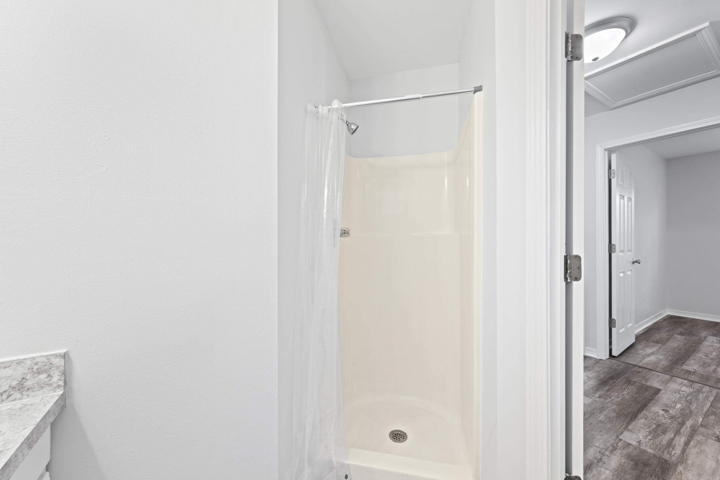 Valparaiso Pinecrest 2 - Residential Lease