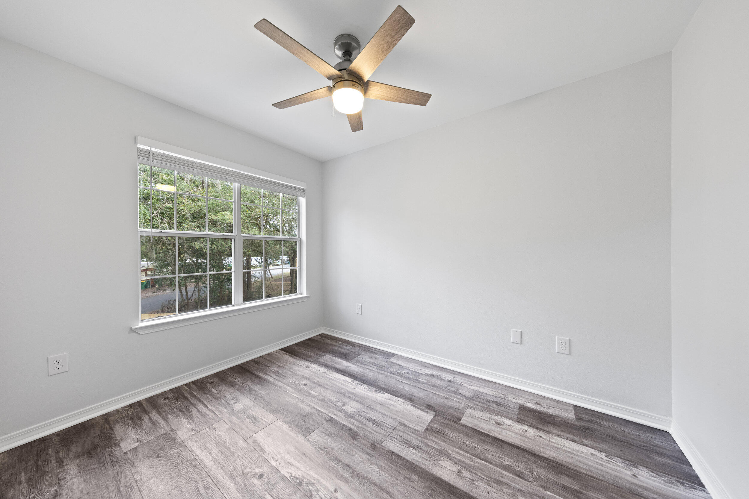 Valparaiso Pinecrest 2 - Residential Lease