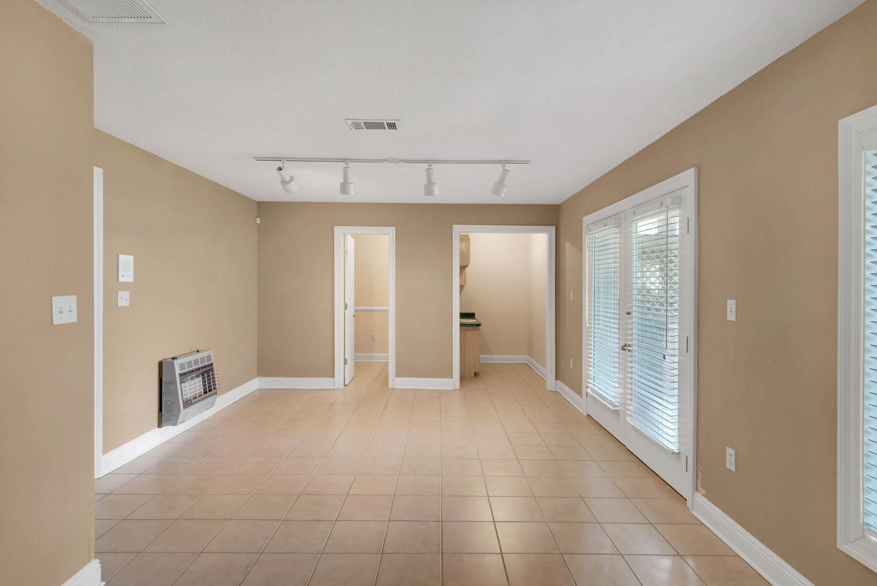 SHALIMAR POINTE S/D - Residential