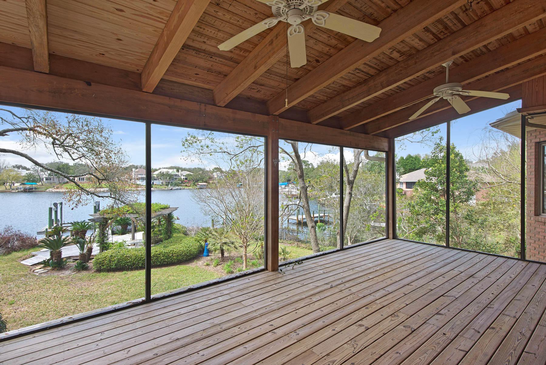 SHALIMAR POINTE S/D - Residential