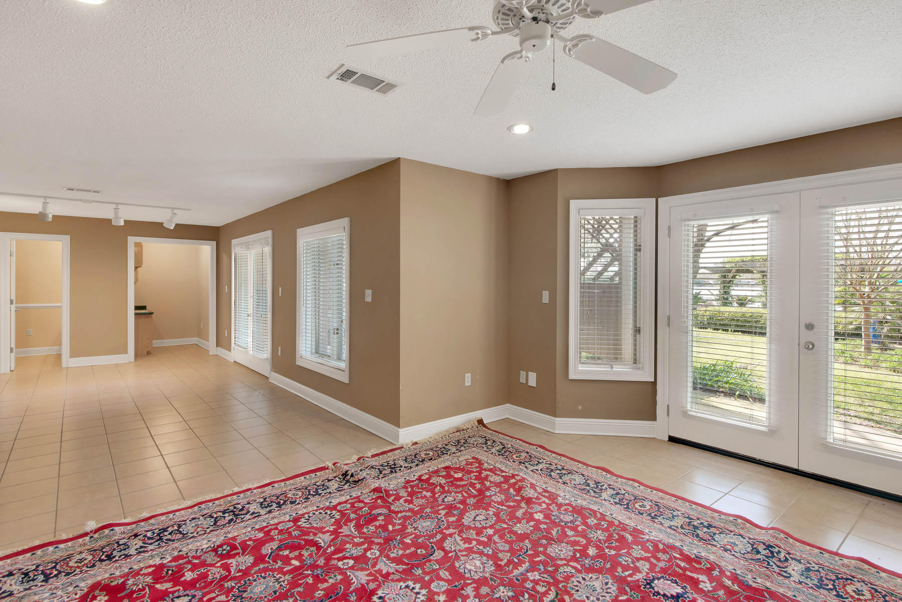 SHALIMAR POINTE S/D - Residential