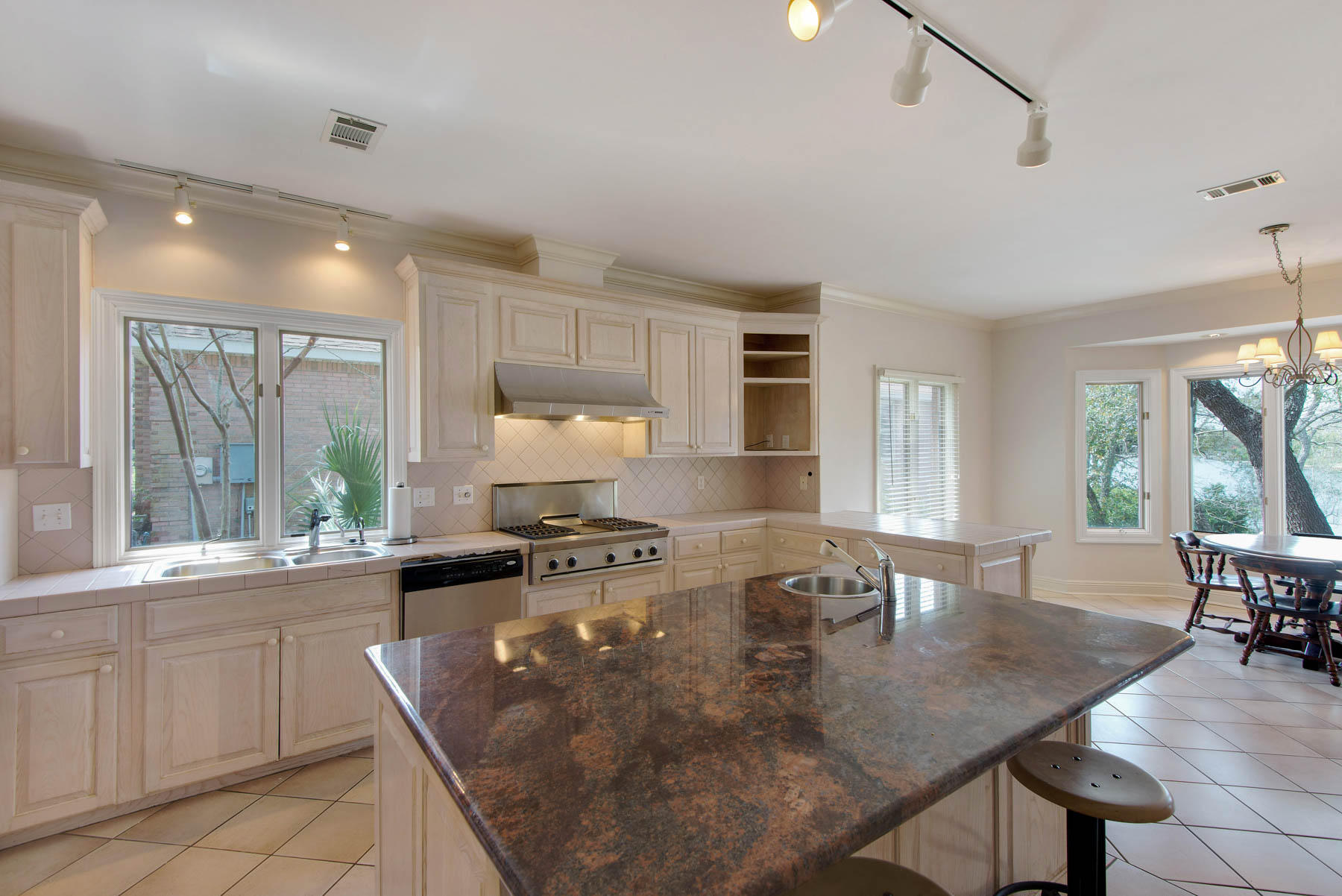 SHALIMAR POINTE S/D - Residential