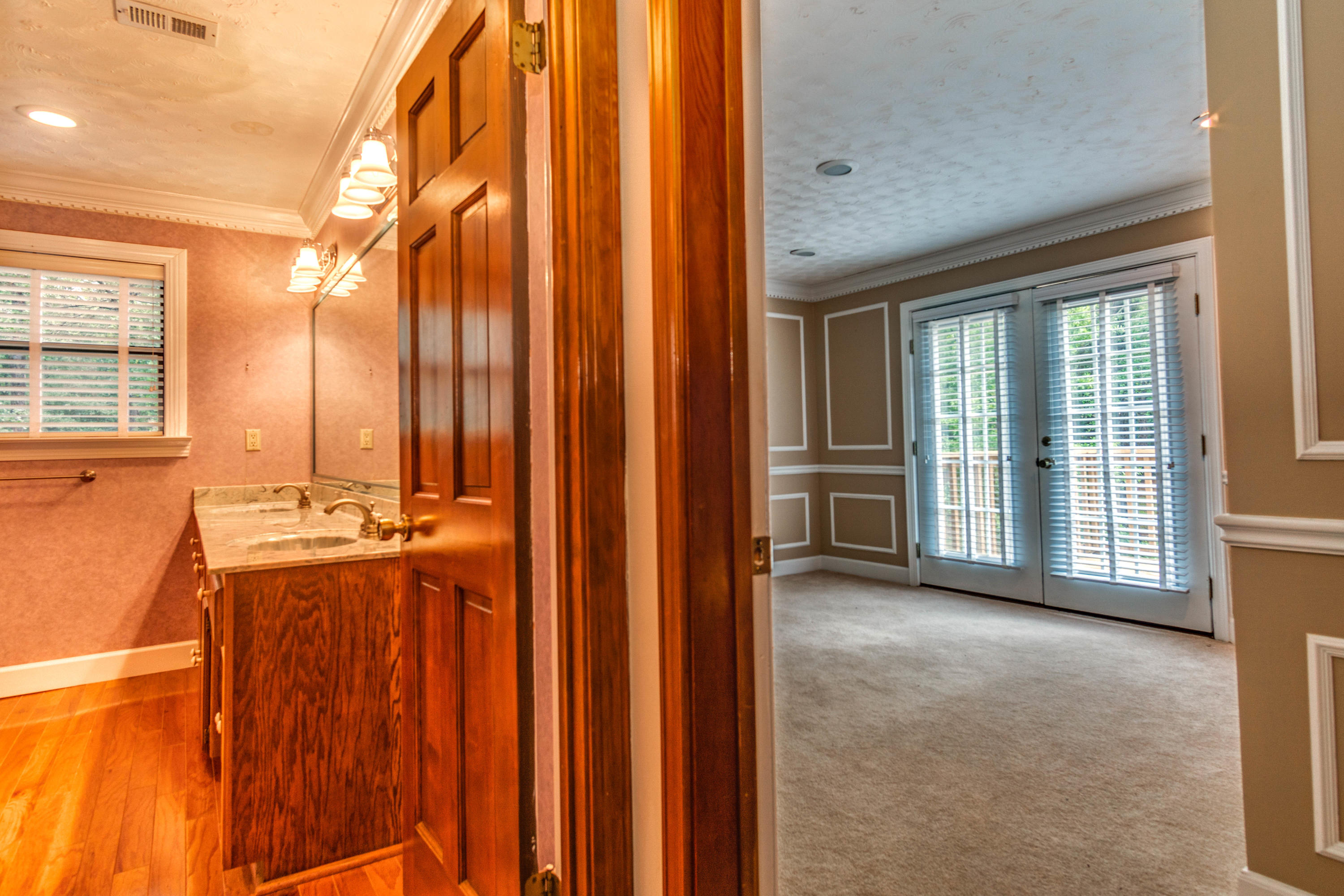 RIDGELAKE ESTATES - Residential