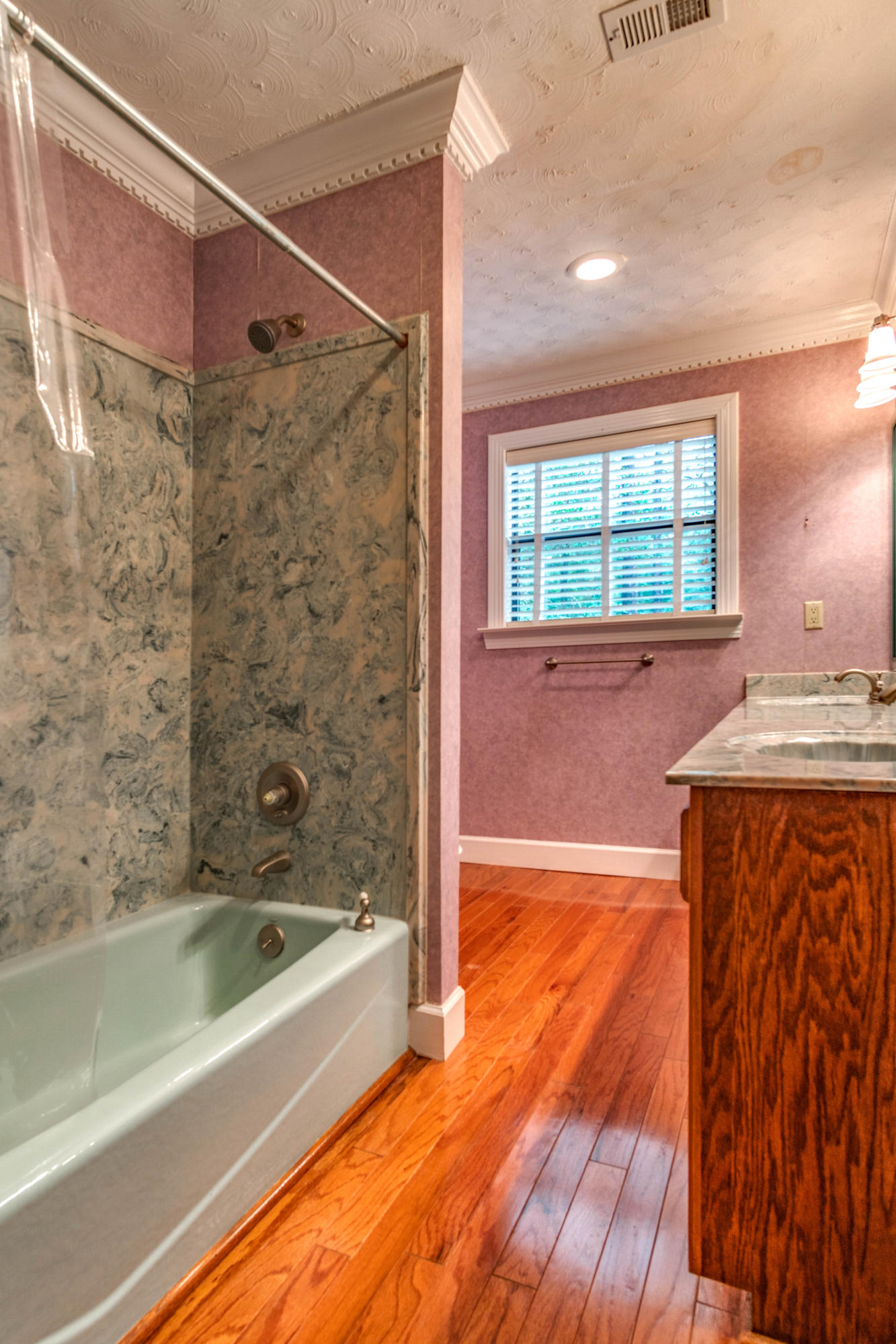 RIDGELAKE ESTATES - Residential