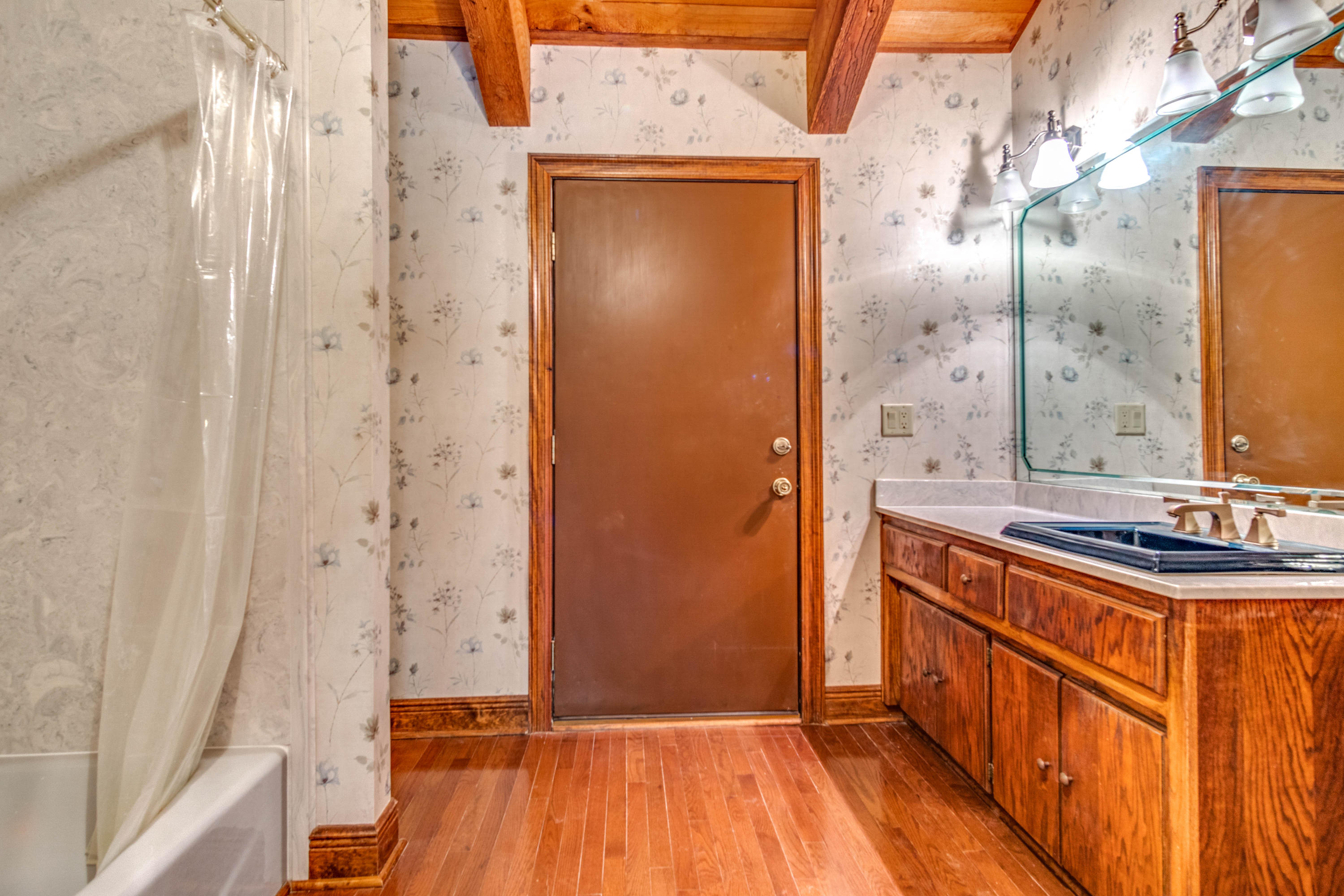 RIDGELAKE ESTATES - Residential