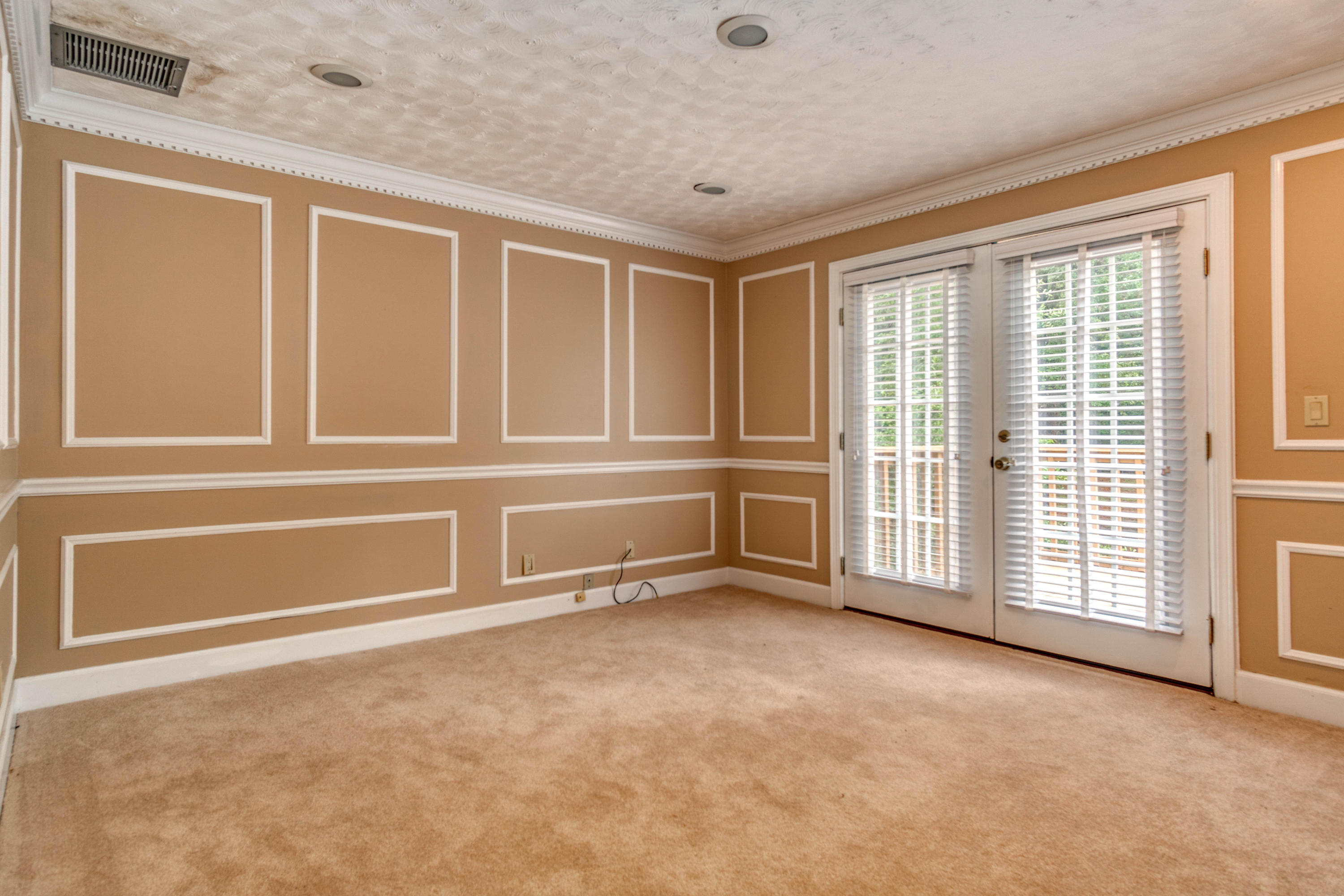 RIDGELAKE ESTATES - Residential