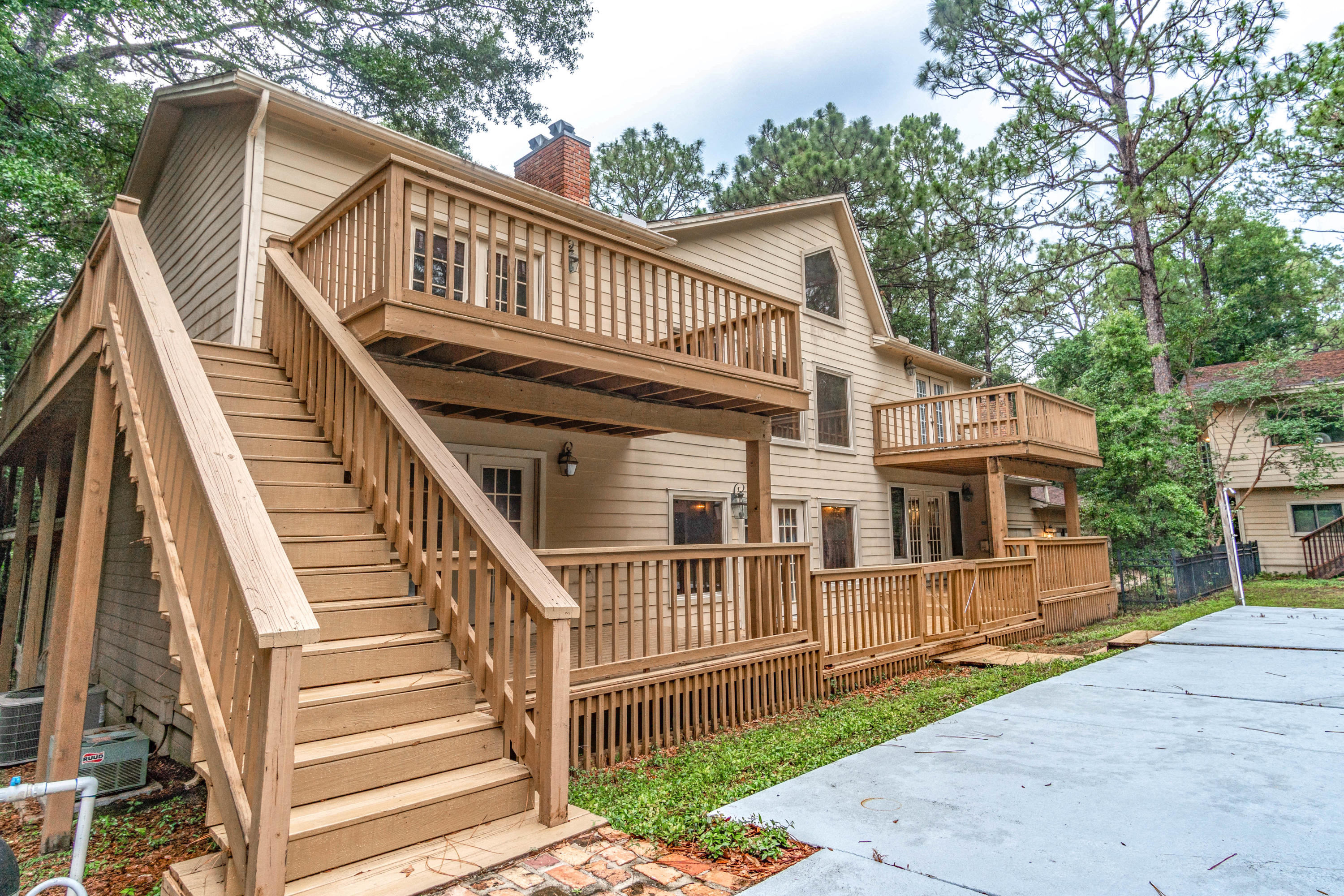 RIDGELAKE ESTATES - Residential