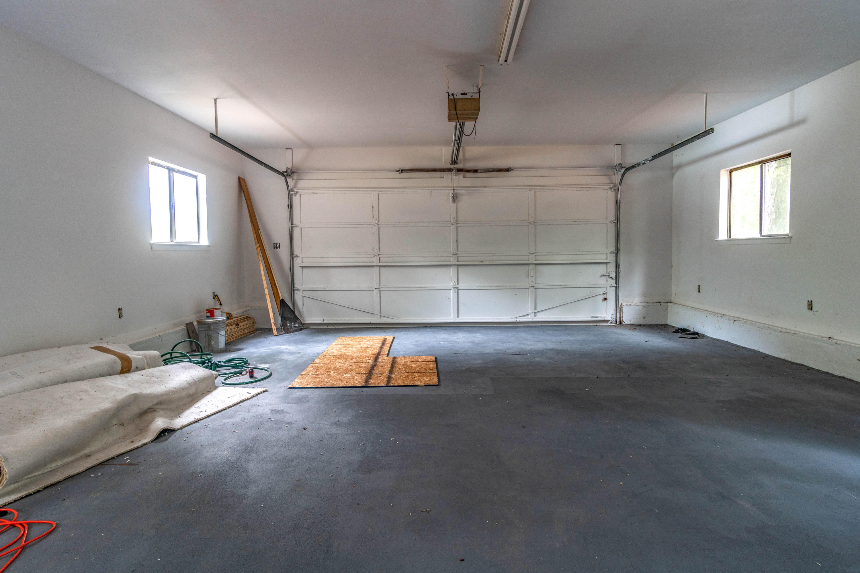 RIDGELAKE ESTATES - Residential