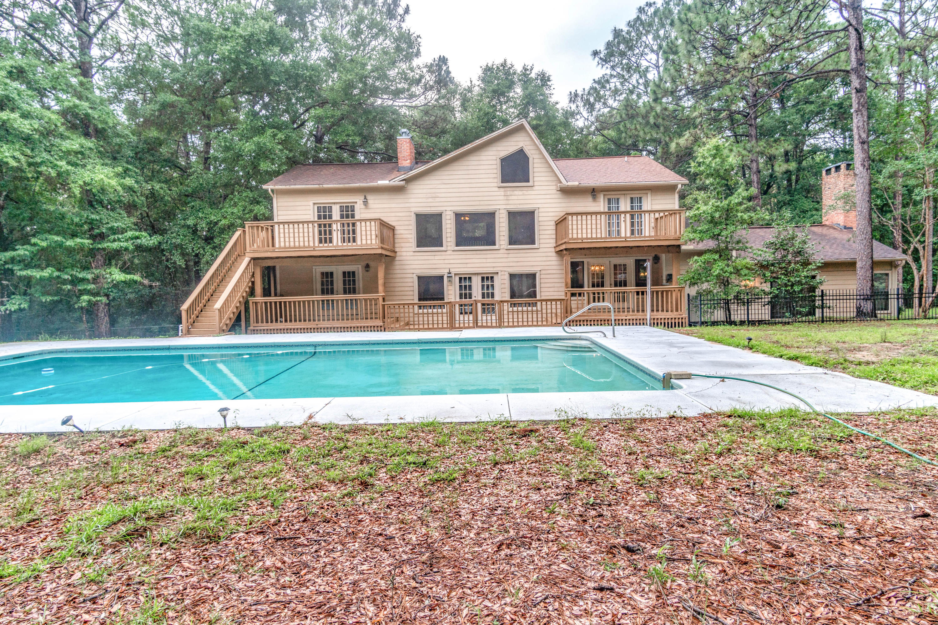 RIDGELAKE ESTATES - Residential