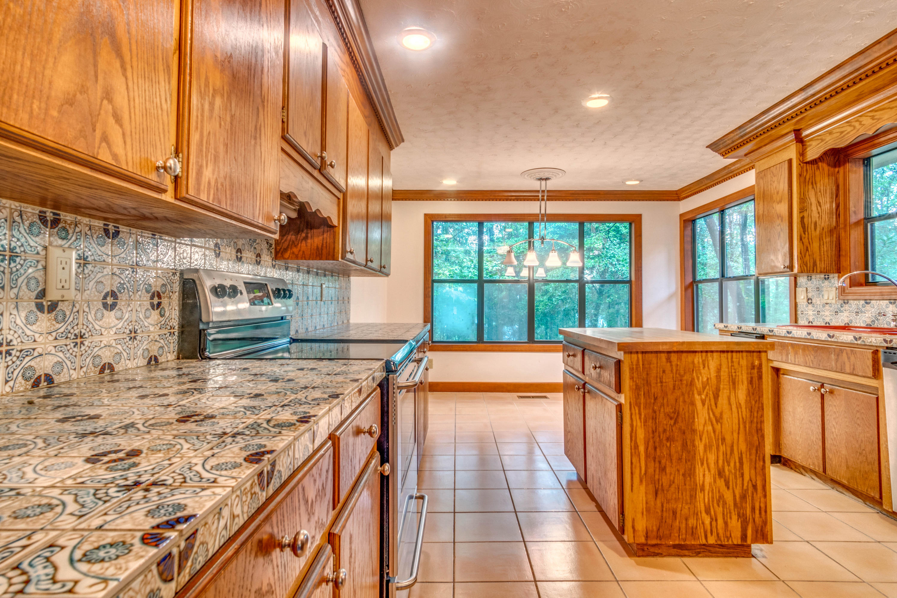 RIDGELAKE ESTATES - Residential