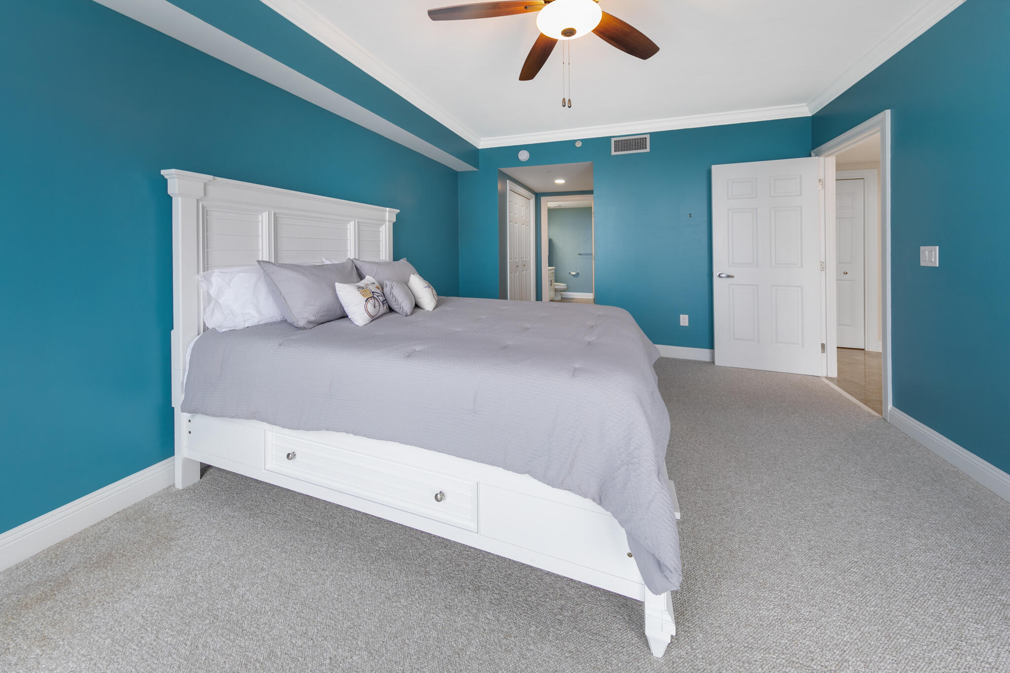 ONE BEACH CLUB DRIVE - Residential