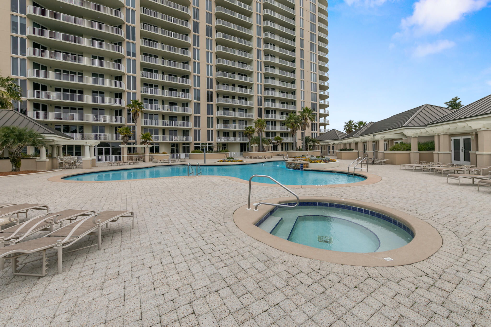 ONE BEACH CLUB DRIVE - Residential