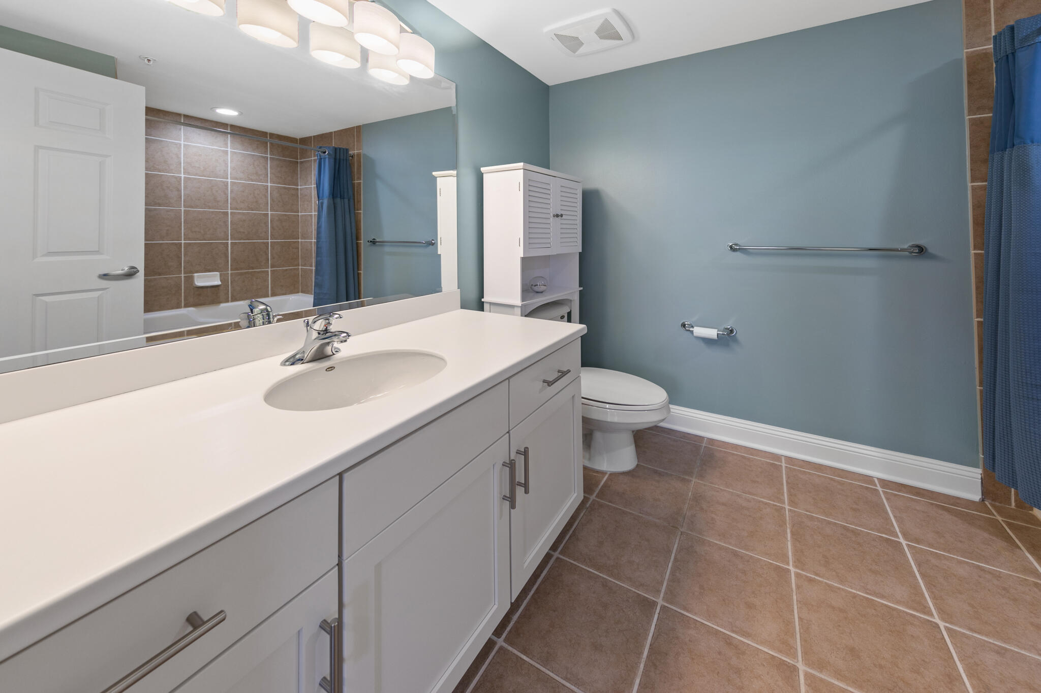 ONE BEACH CLUB DRIVE - Residential