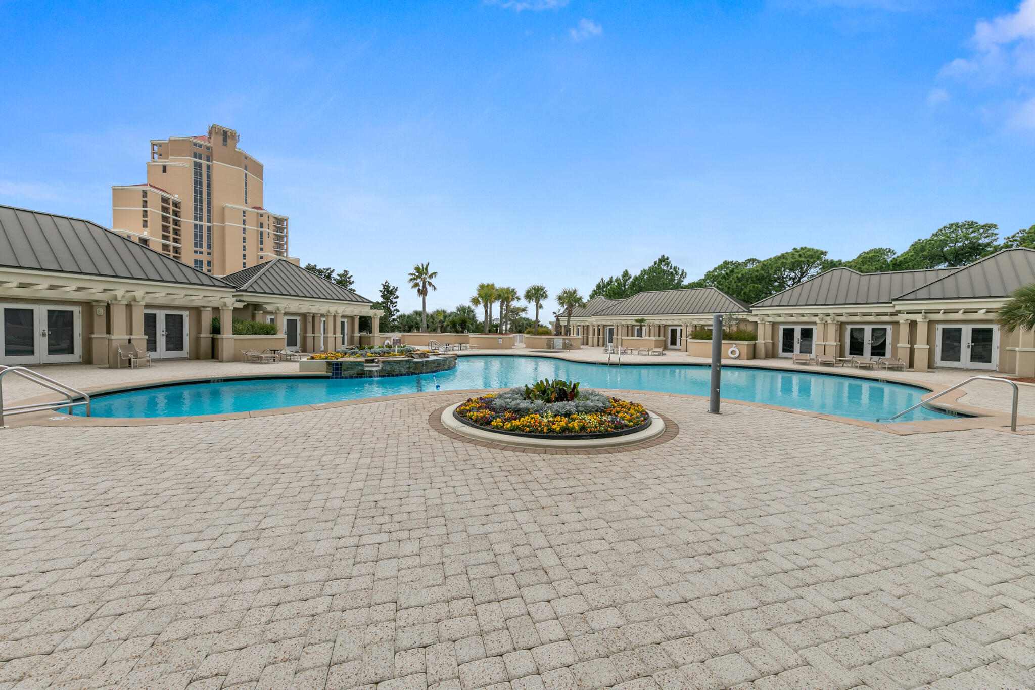 ONE BEACH CLUB DRIVE - Residential