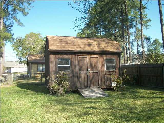 PINE MEADOWS - Residential Lease