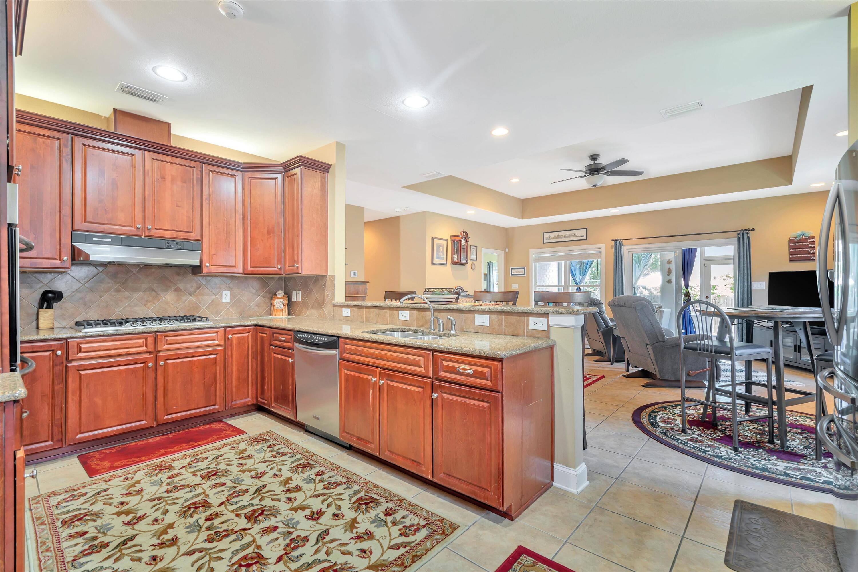 SOUND HAMMOCK - Residential