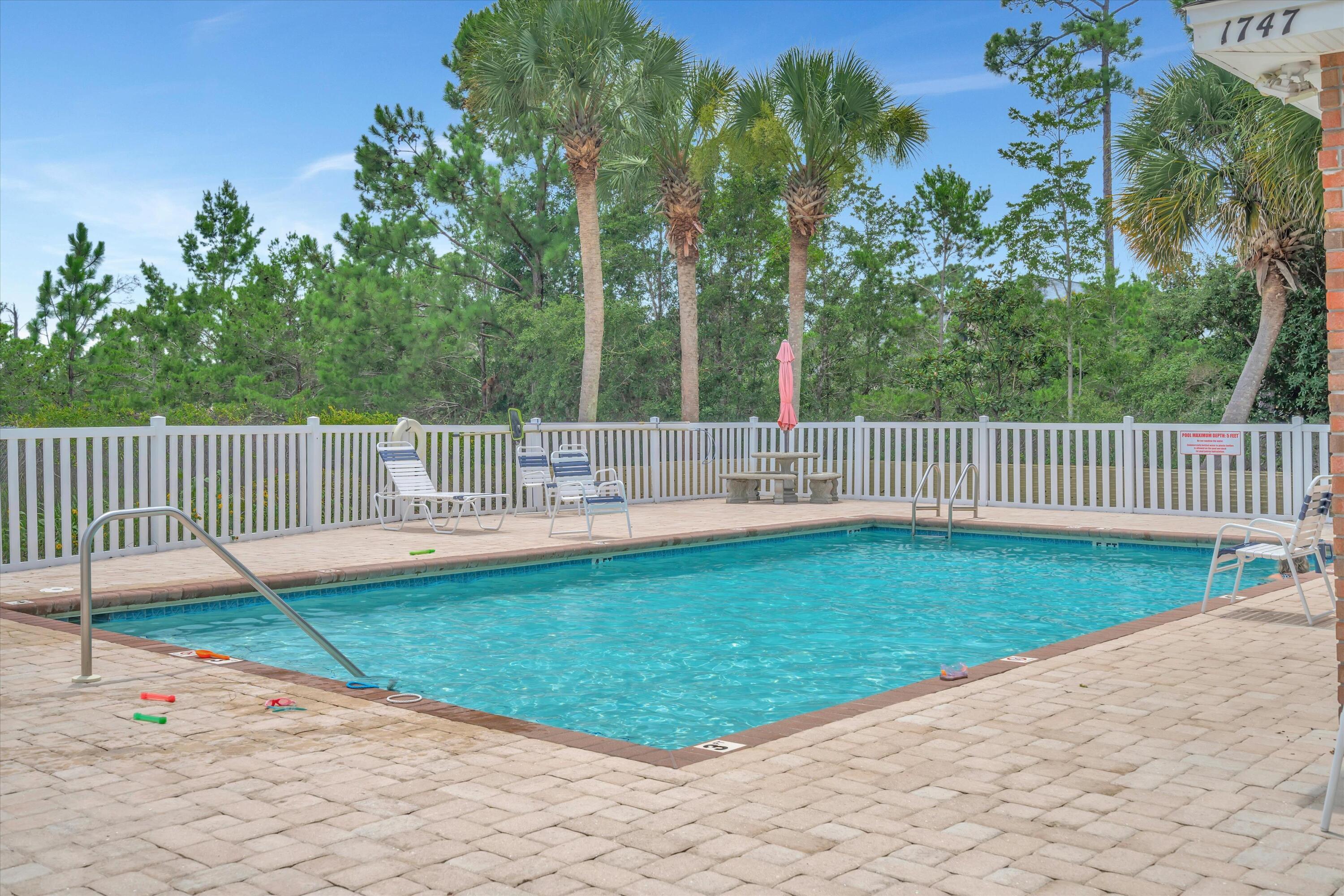 SOUND HAMMOCK - Residential