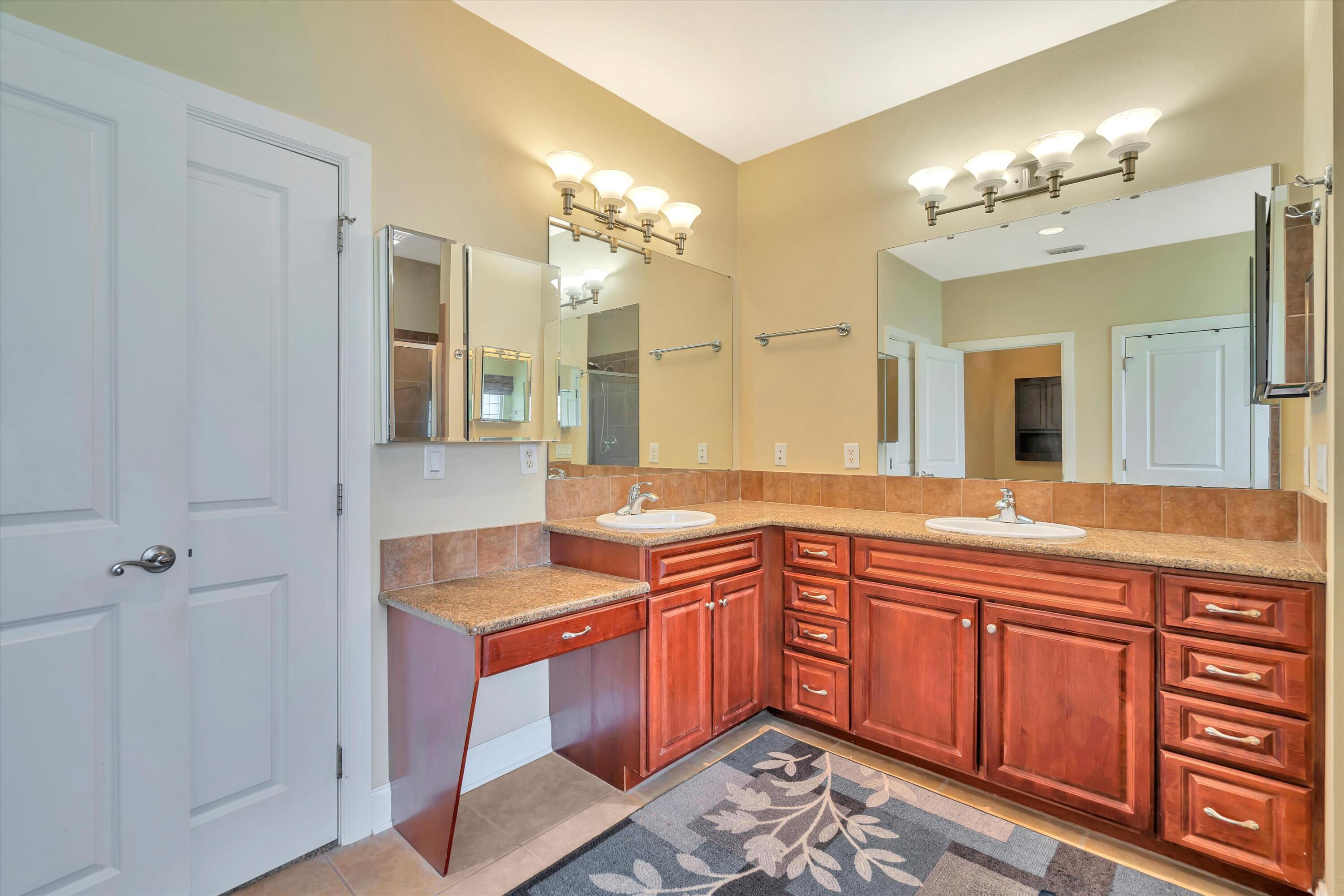 SOUND HAMMOCK - Residential