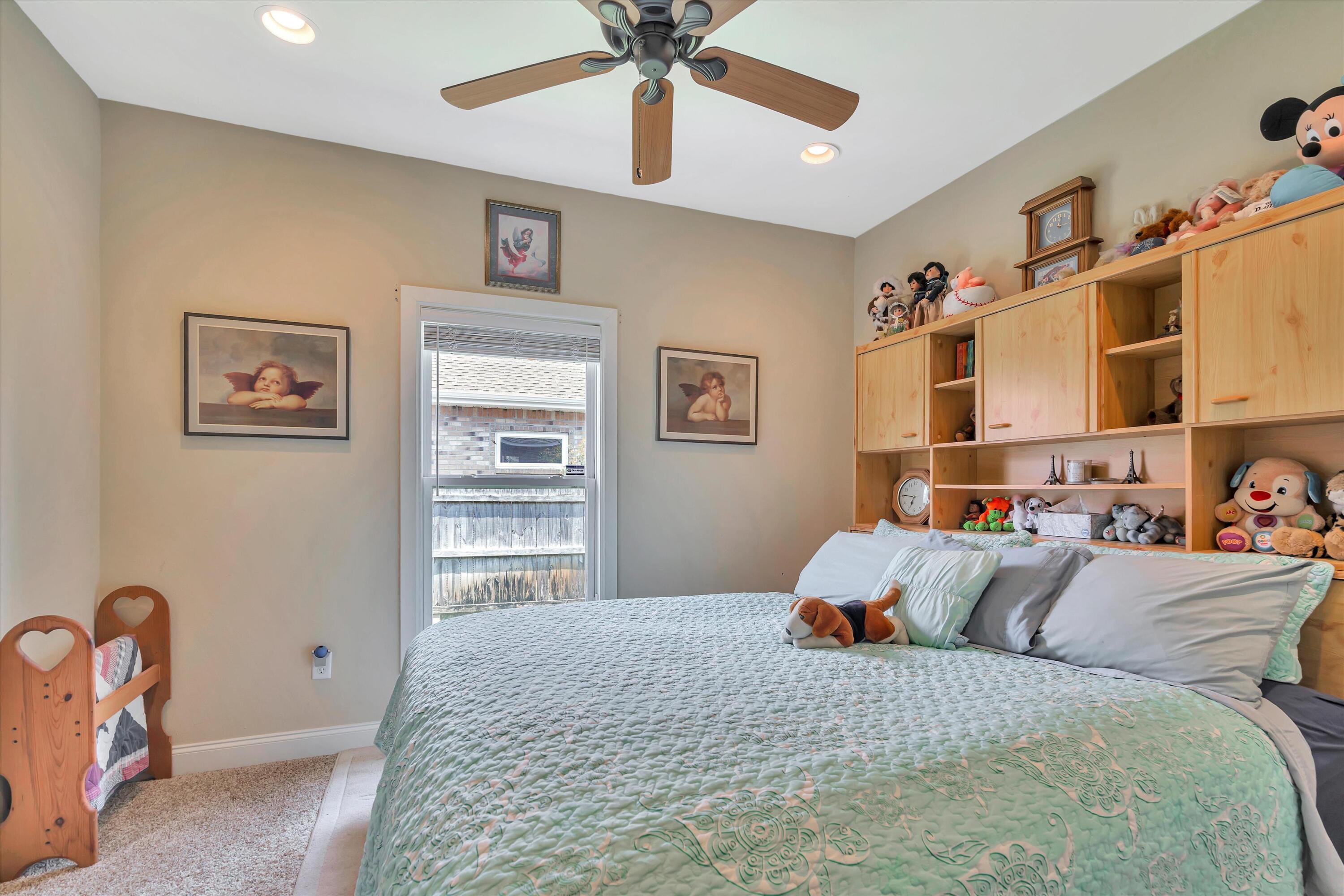 SOUND HAMMOCK - Residential