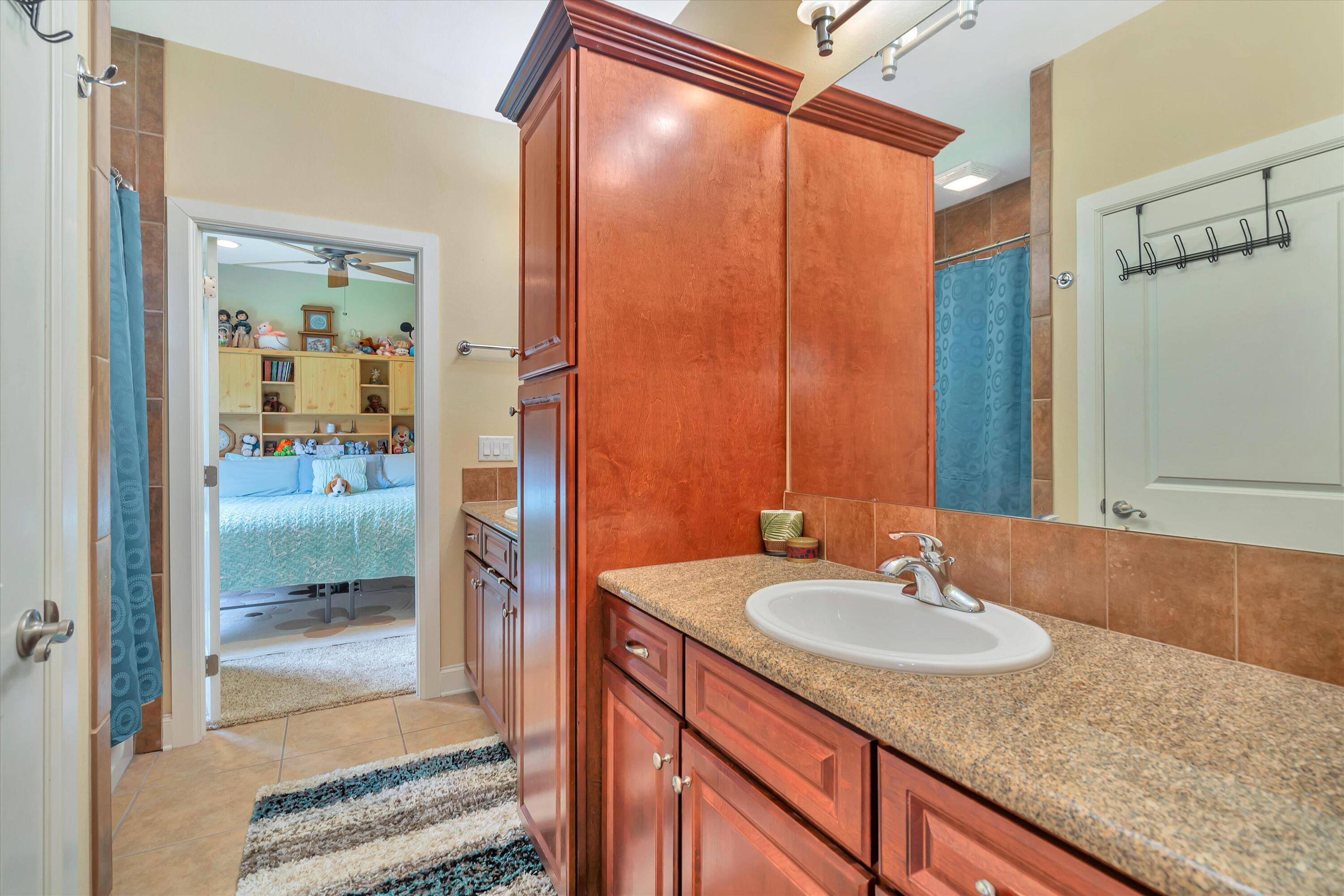 SOUND HAMMOCK - Residential