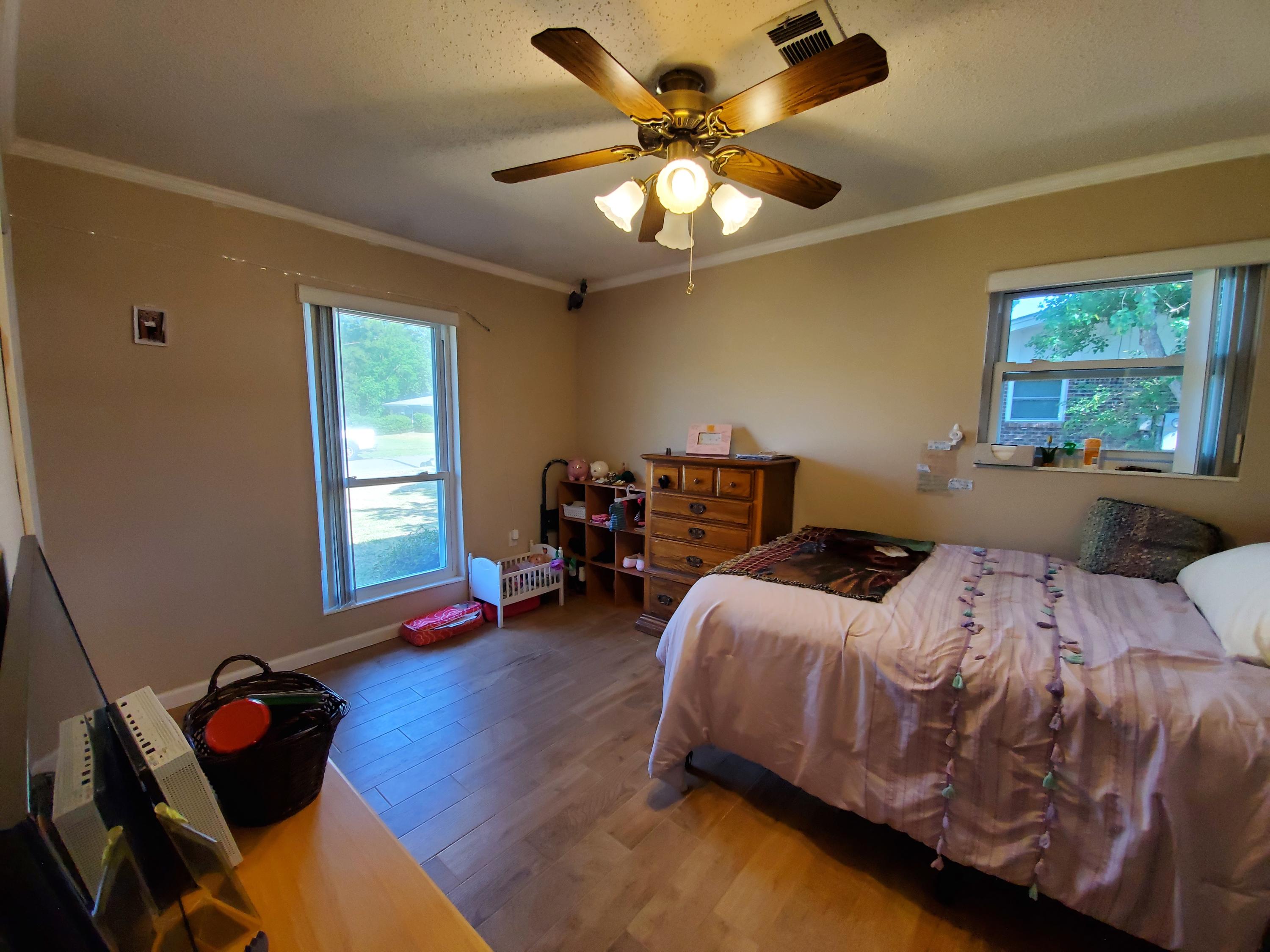 PINEDALE 1ST ADDN - Residential