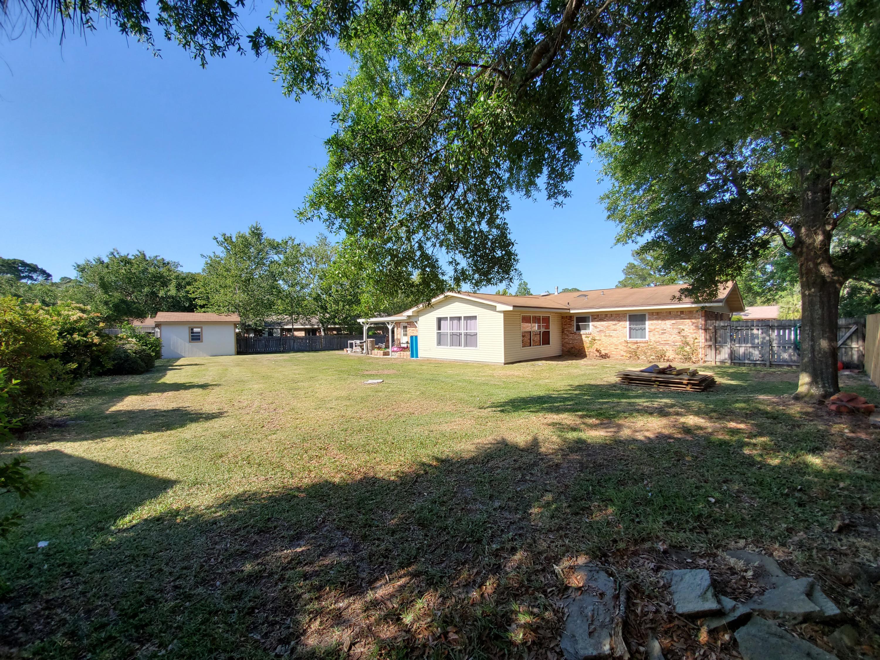 PINEDALE 1ST ADDN - Residential