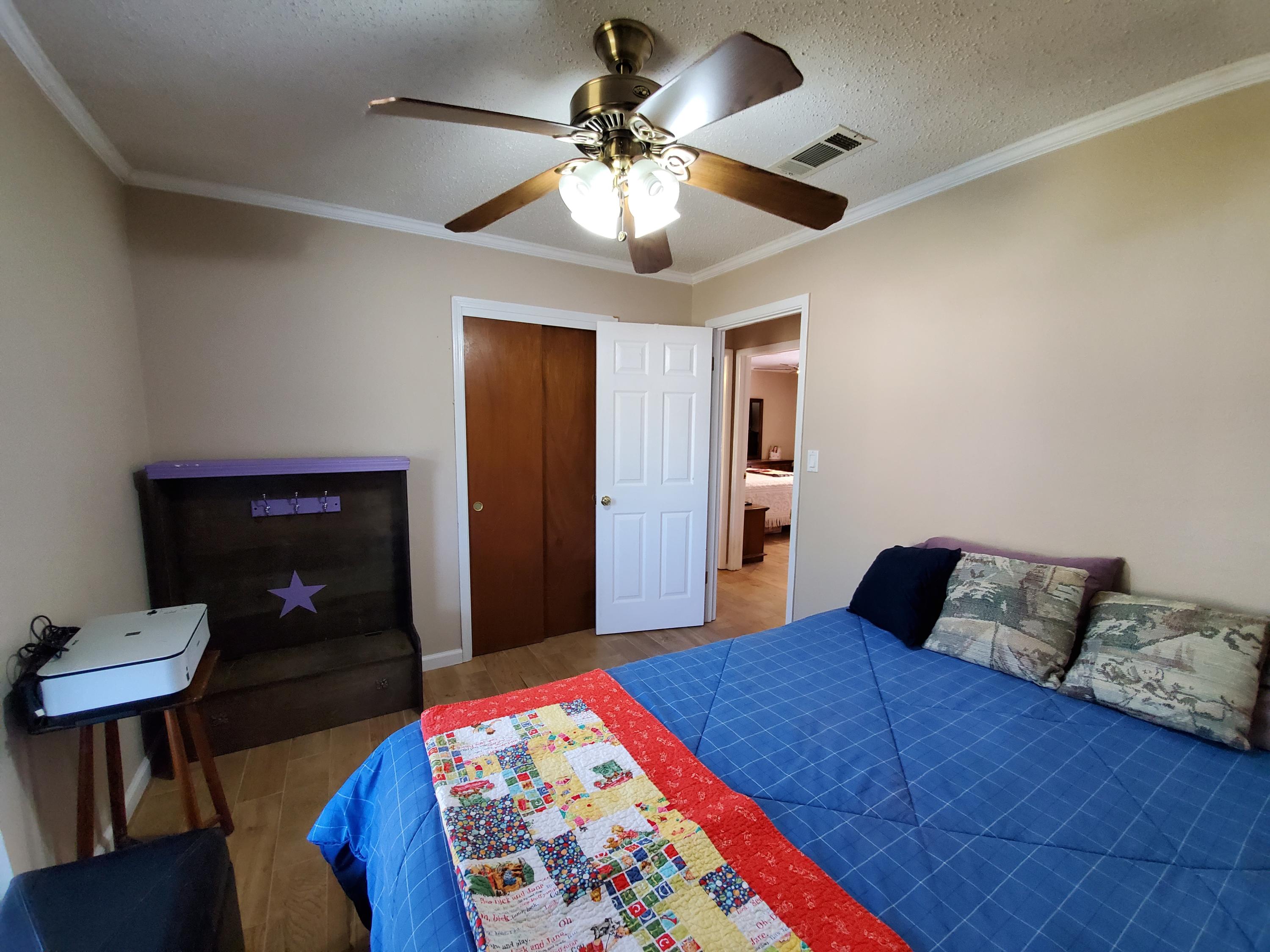 PINEDALE 1ST ADDN - Residential