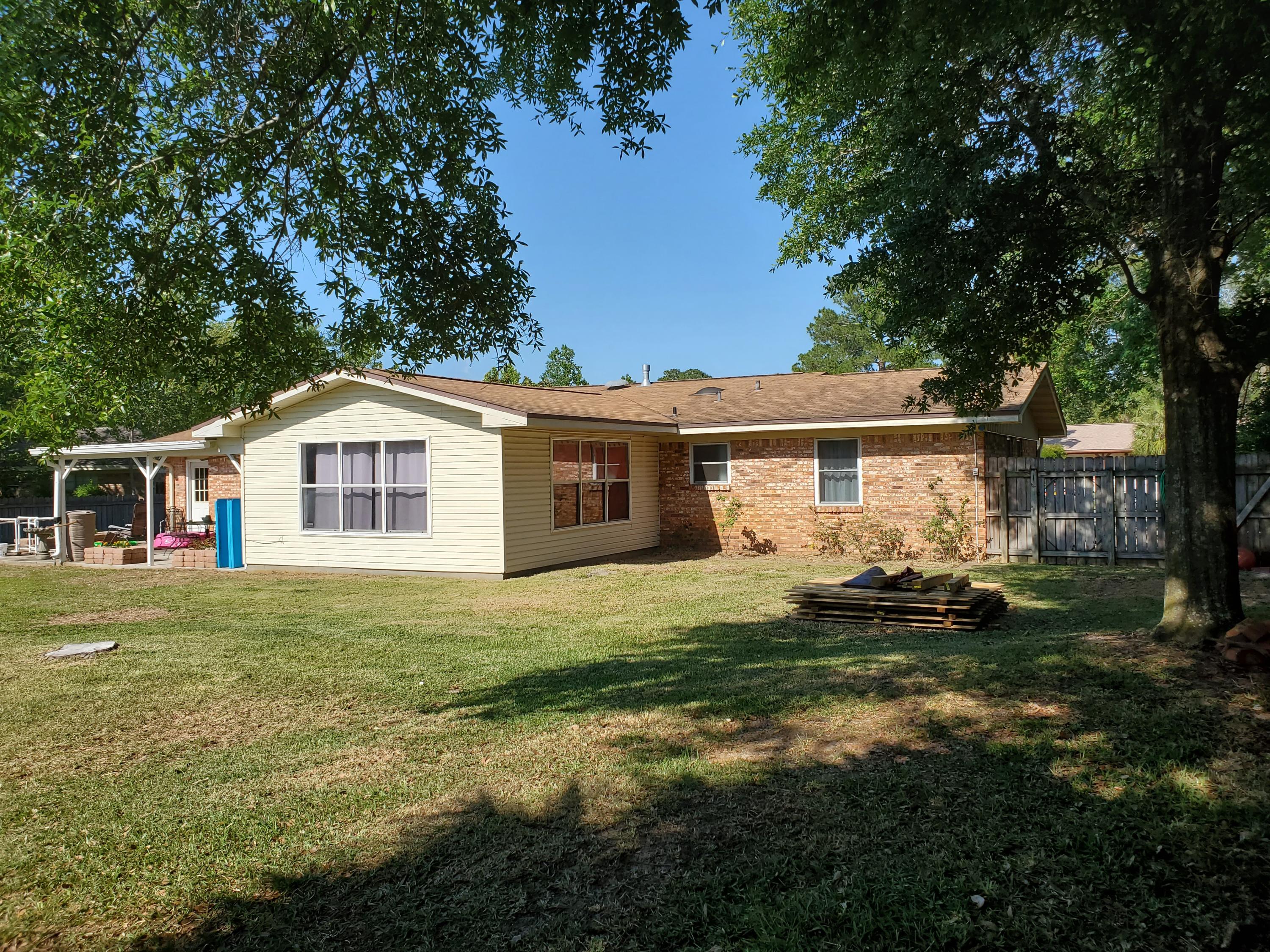 PINEDALE 1ST ADDN - Residential