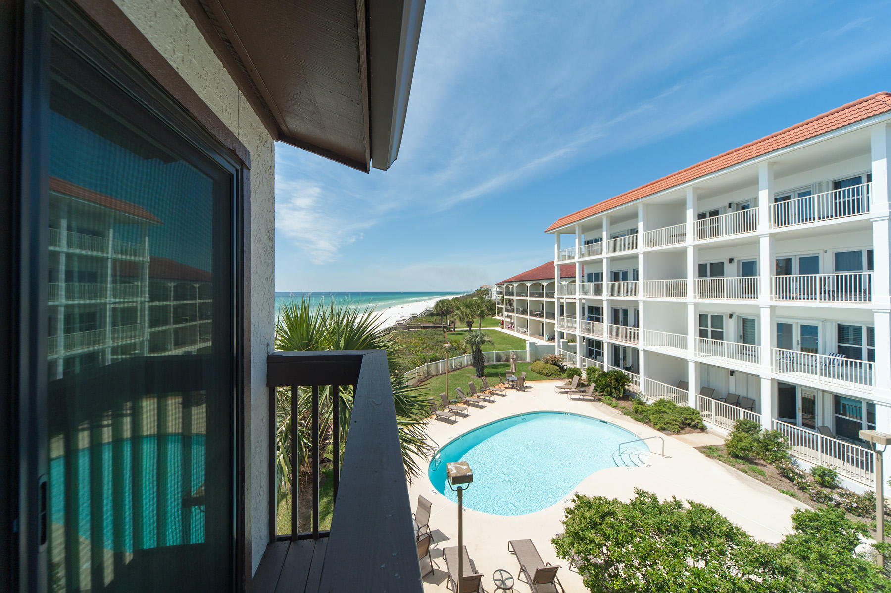 SEAGROVE DUNE VILLAS PH 1 - Residential