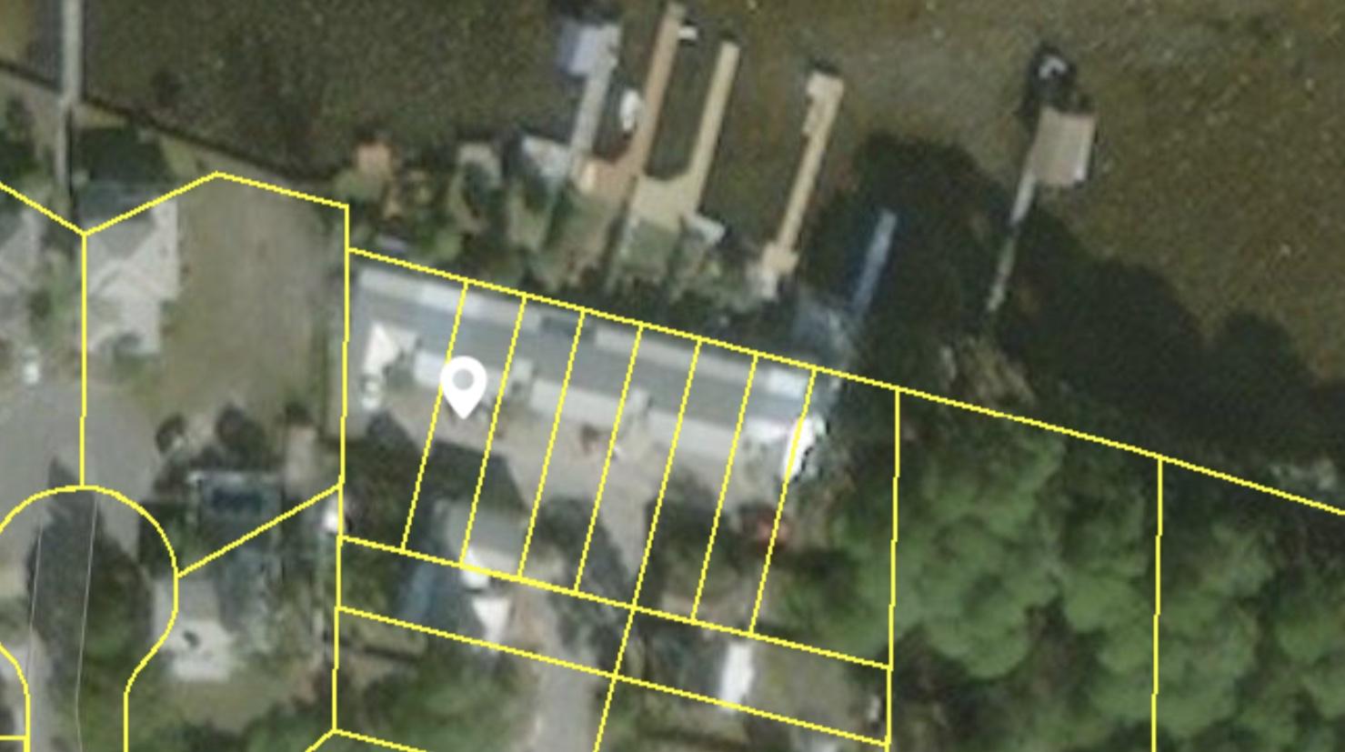 BAY MANOR - Residential